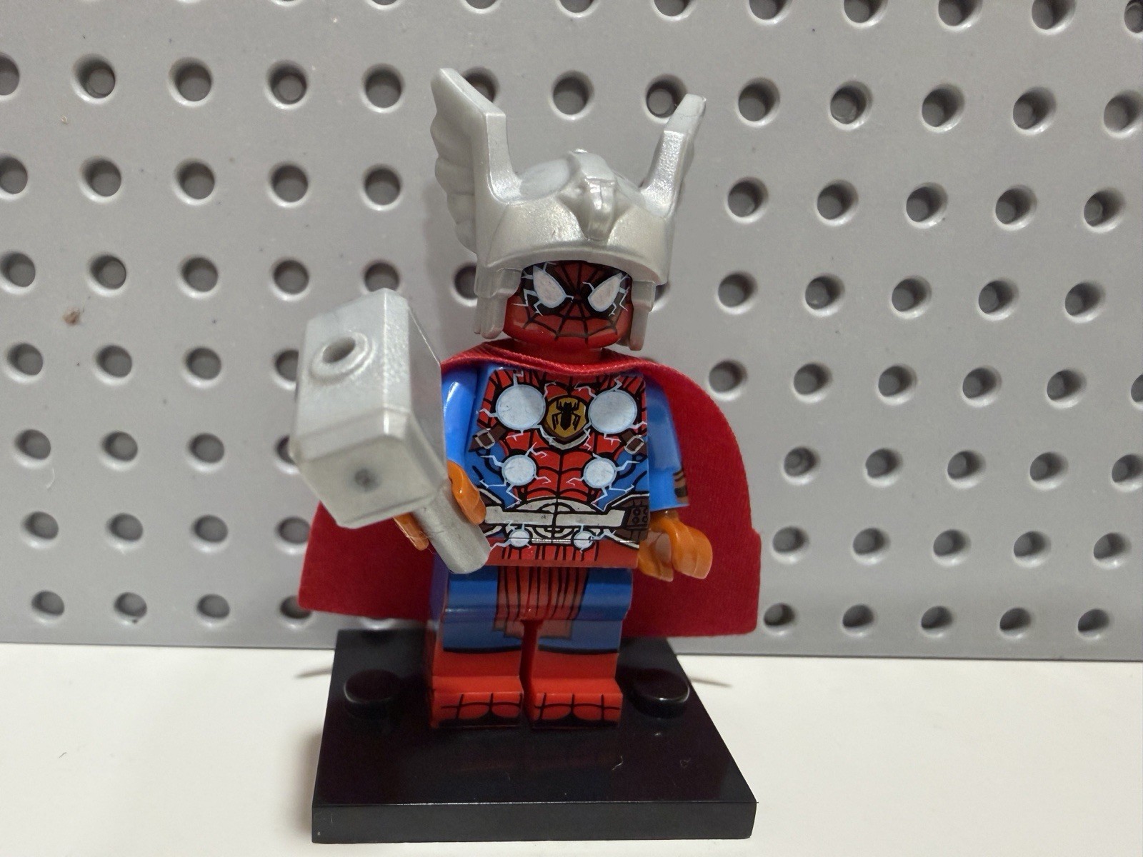 LEGO Marvel Spider-Man Thor Custom Minifigure