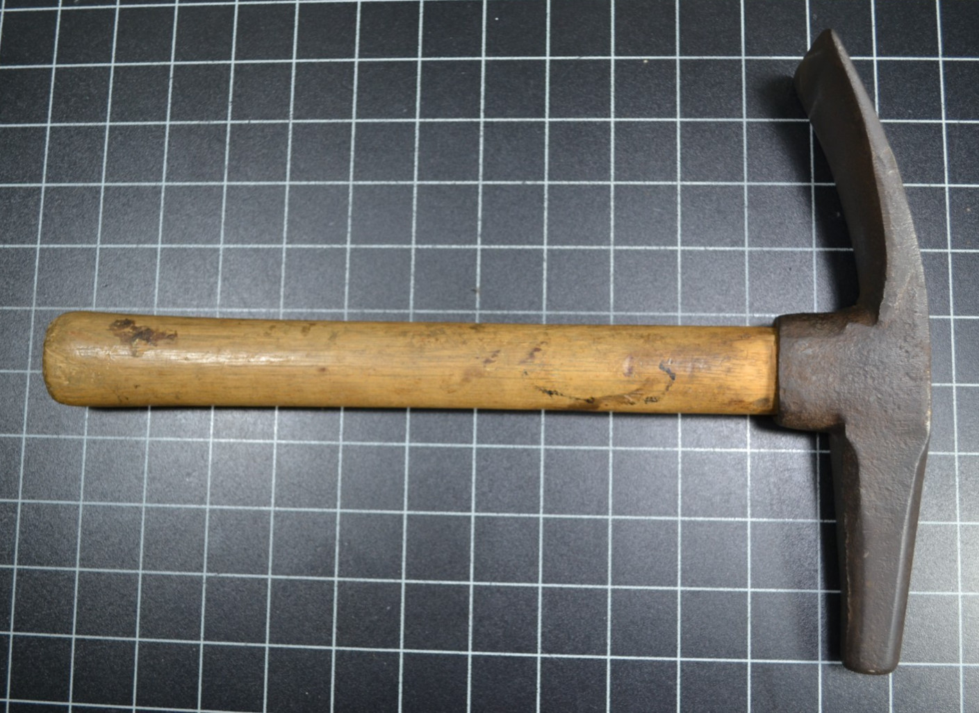 HARDSON - PITTSBURGH, PA - PAVERS' HAMMER - 4# HEAD - ALL ORIGINAL