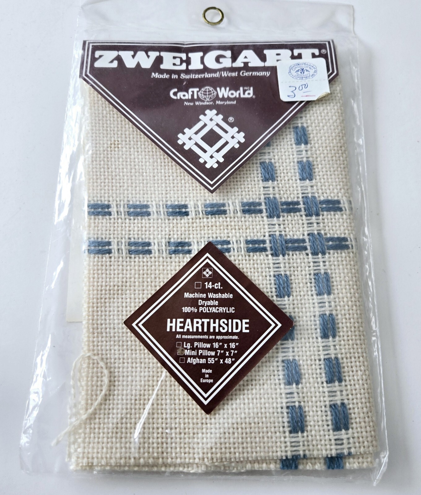 Zweigart HEARTHSIDE 7" x 7" Mini Pillow 14 ct Fabric Cross Stitch Vintage NEW