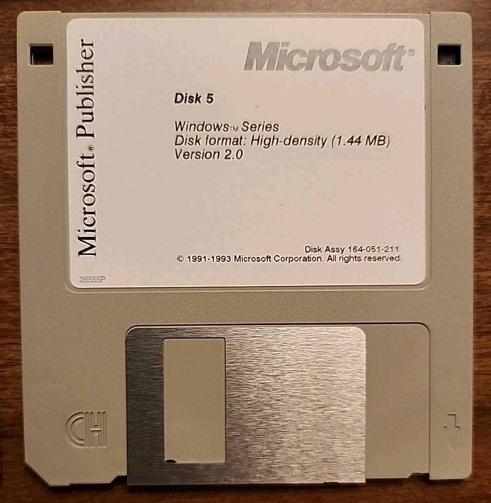 Microsoft Publisher Disk Set 3.5” Floppy Disks 1-5 Windows Version 2.0 Vintage