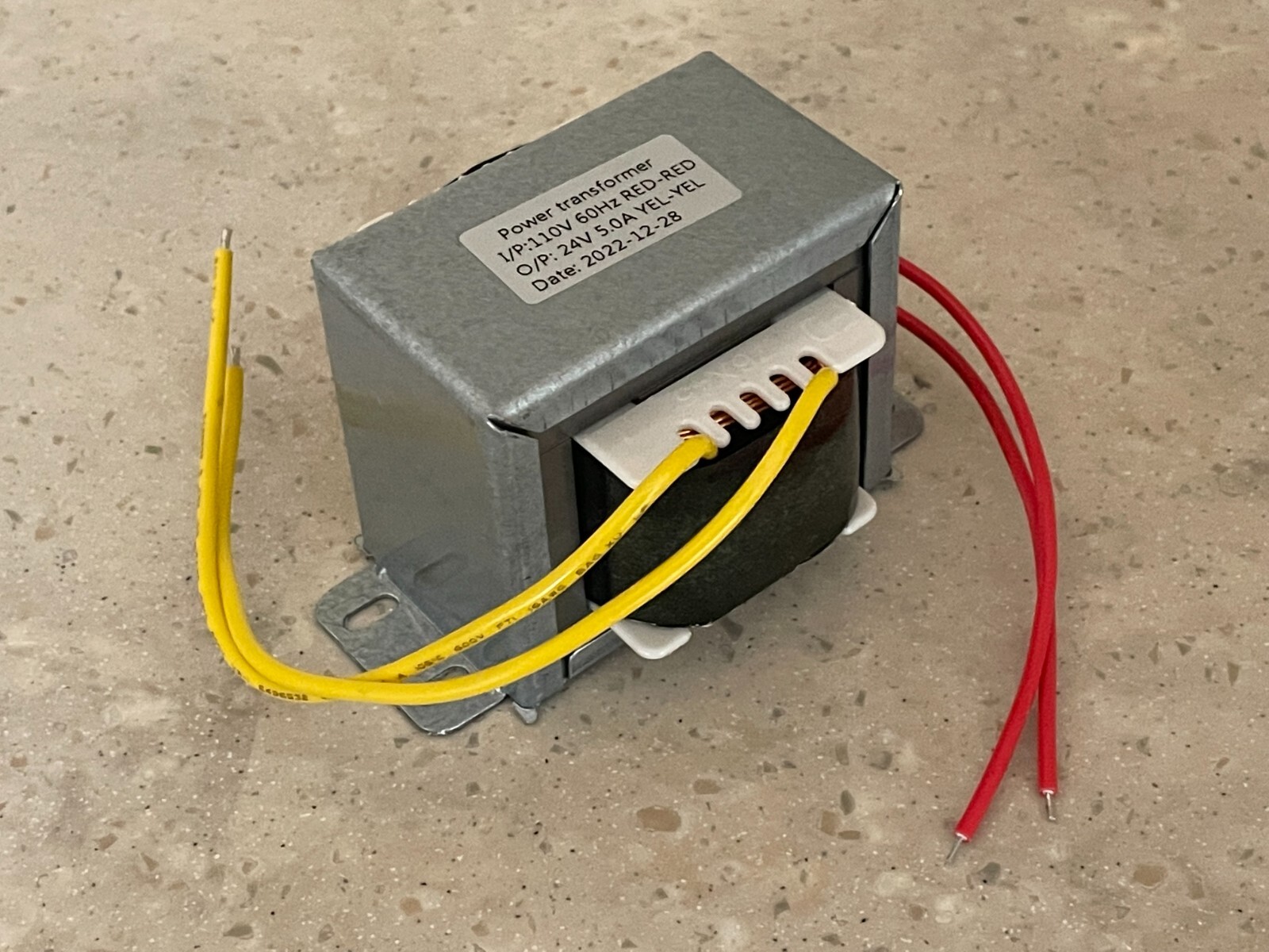 **NEW** POWER TRANSFORMER INPUT 110V, OUTPUT 24V, 5 AMP