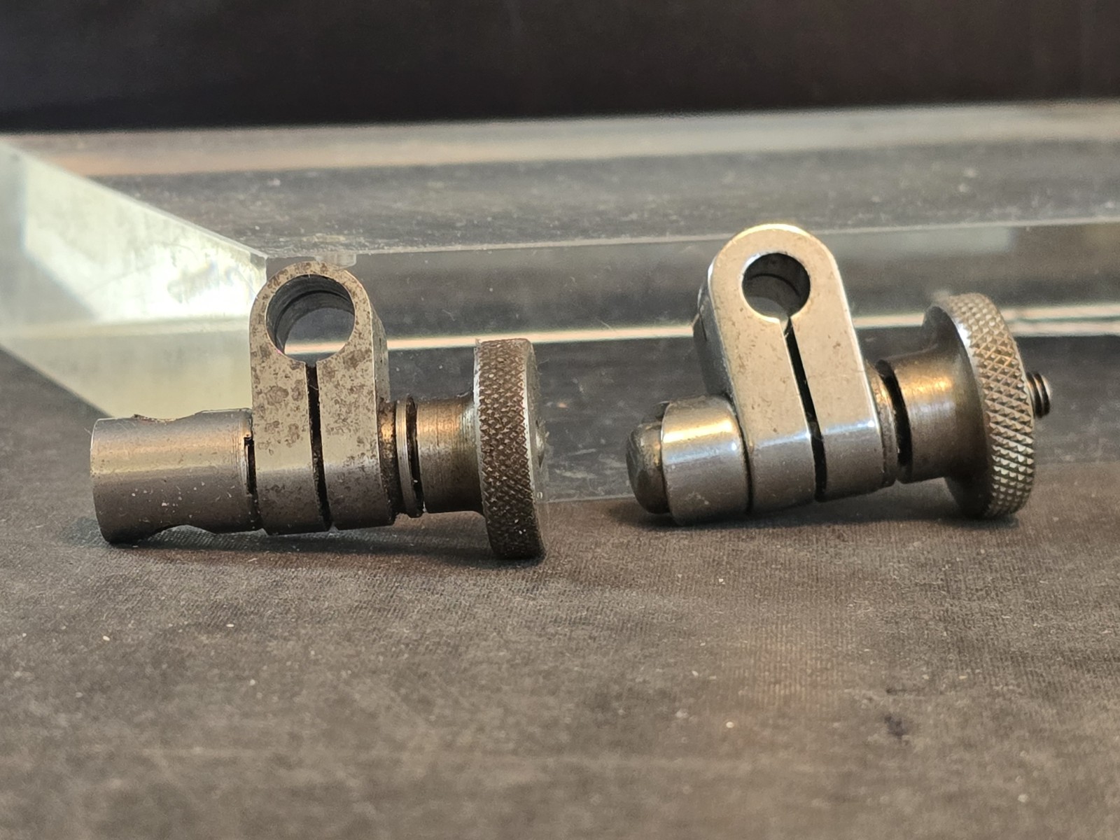 Snugs Lot Of 2 Unbranded 5/16" & 1/4"  Very Good