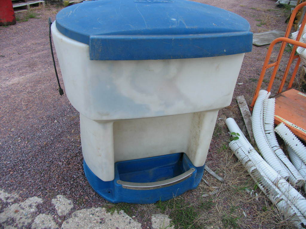 Pax Plastic Pig Hog Waterer Sheep Goat