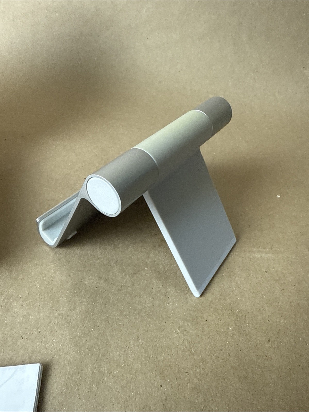 ANKER 77ANSTAND-SA Multi-Angle Stand iPad, Tablet, iPhone SILVER