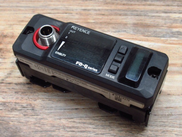 KEYENCE FD-Q10C Digital Clamp-On Flow Sensor / Clamp-On Flow Sensor