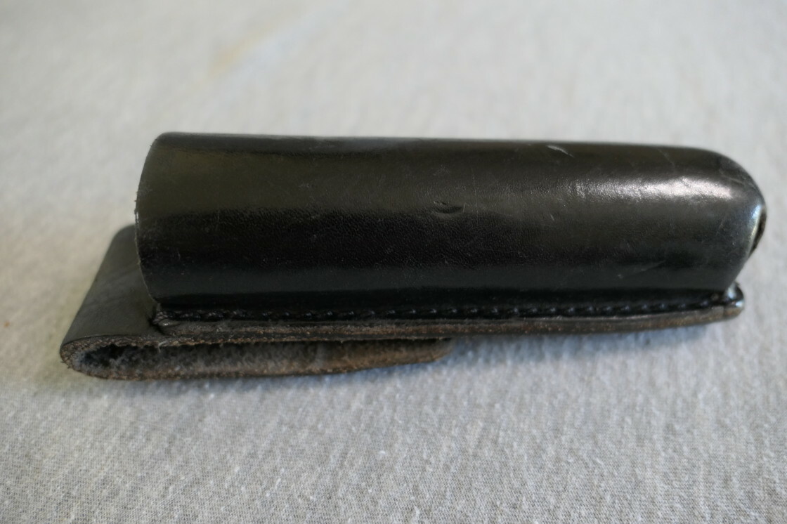 Casco International Open Leather Mini Stinger Flashlight Holder Case 034-47