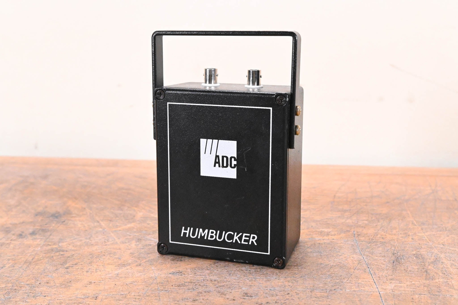 ADC HUM-1 Video Hum Eliminator CG01B96