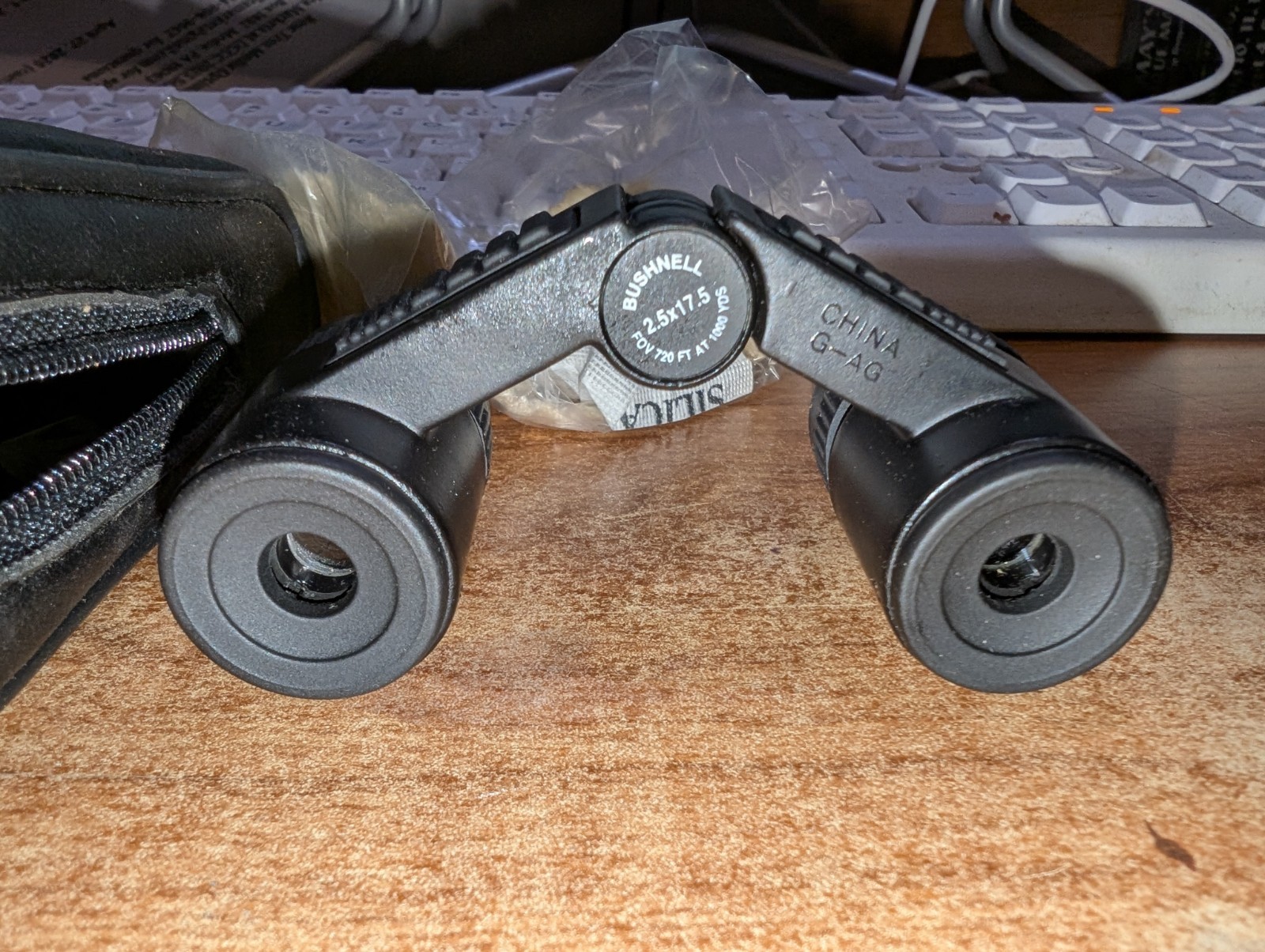 Bushnell Compact Mini Binoculars 2.5x 17.5 FOV 720 FT @ 1000 YDS Beach Purse