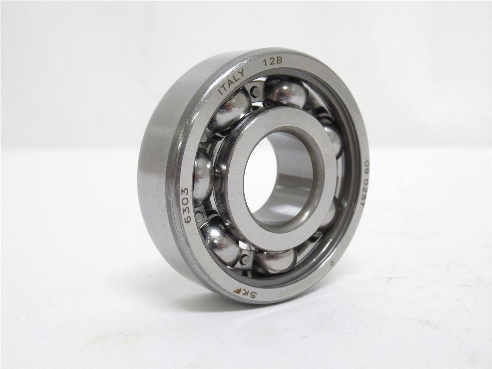 236398 New-No Box; SKF 6303 Ball Bearing; 17mm ID x 47mm OD x 14mm Wide