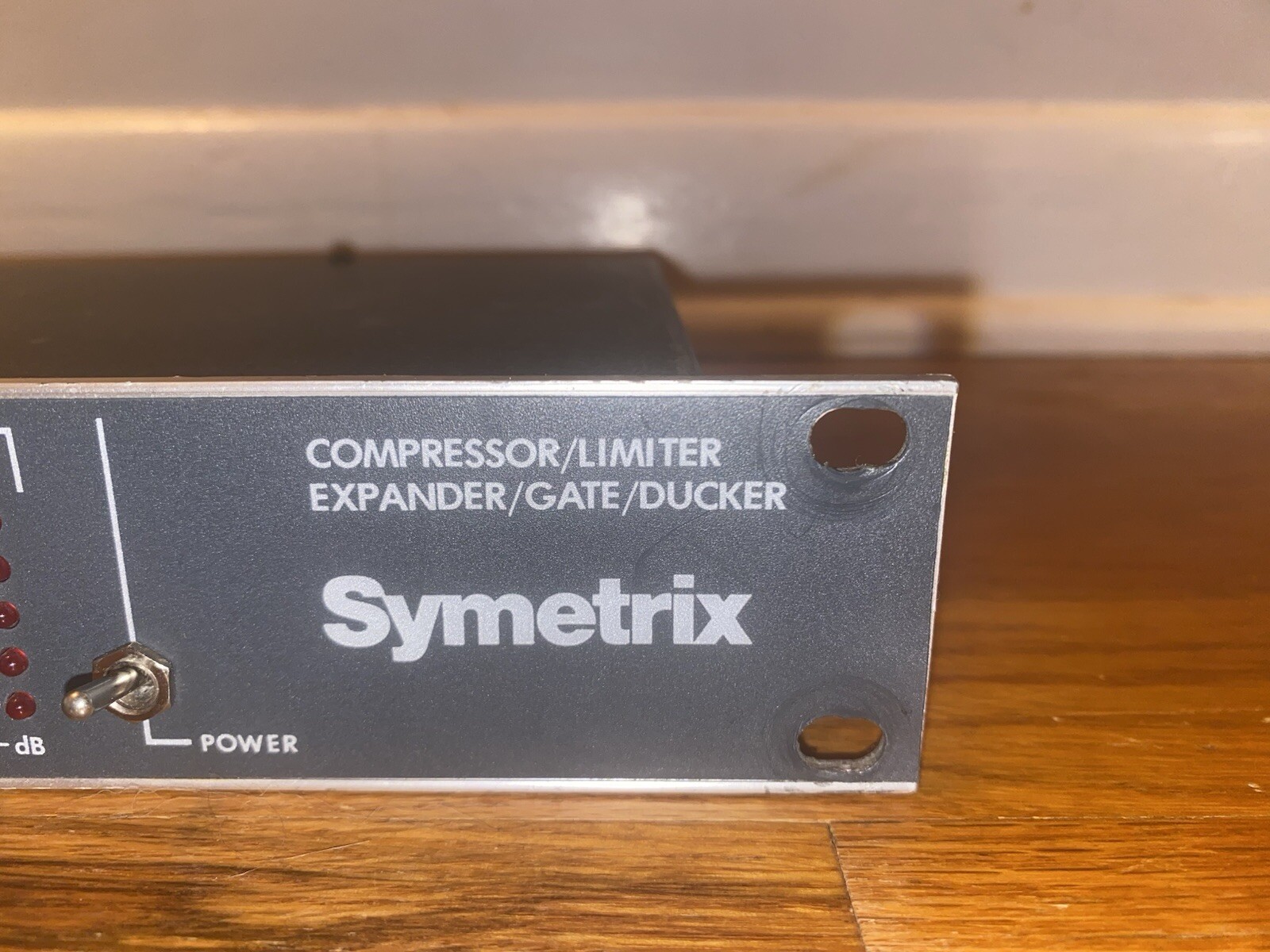 READ Vintage Symetrix 522 2 Channel Unit Compressor Limiter Expander Gate Ducker