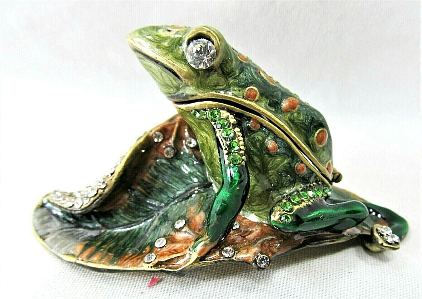 Frog on a Leaf Jeweled  Pewter Trinket Box Wildlife Amphibians