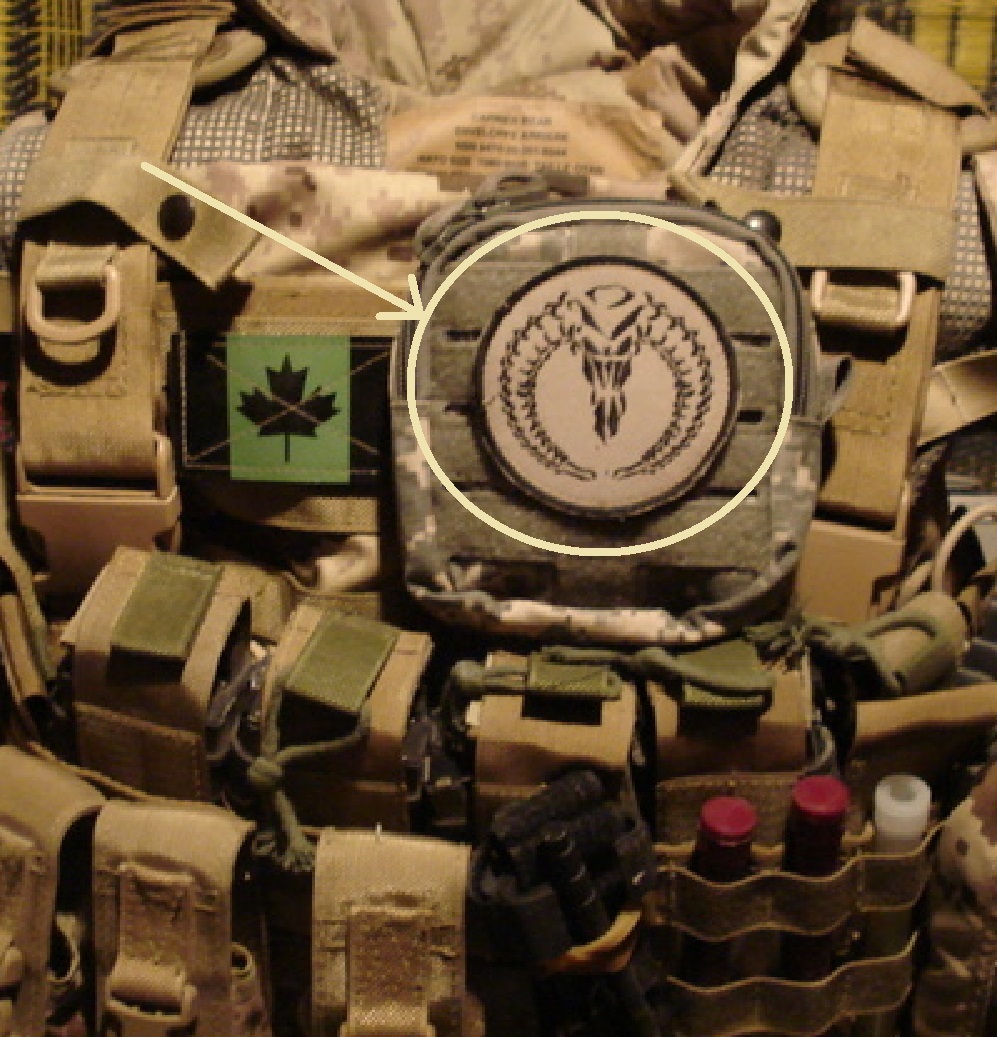 CSOR JTF2 Deuxième Force Opérationnelle Interarmées St. James Cross & SP OPS Tab