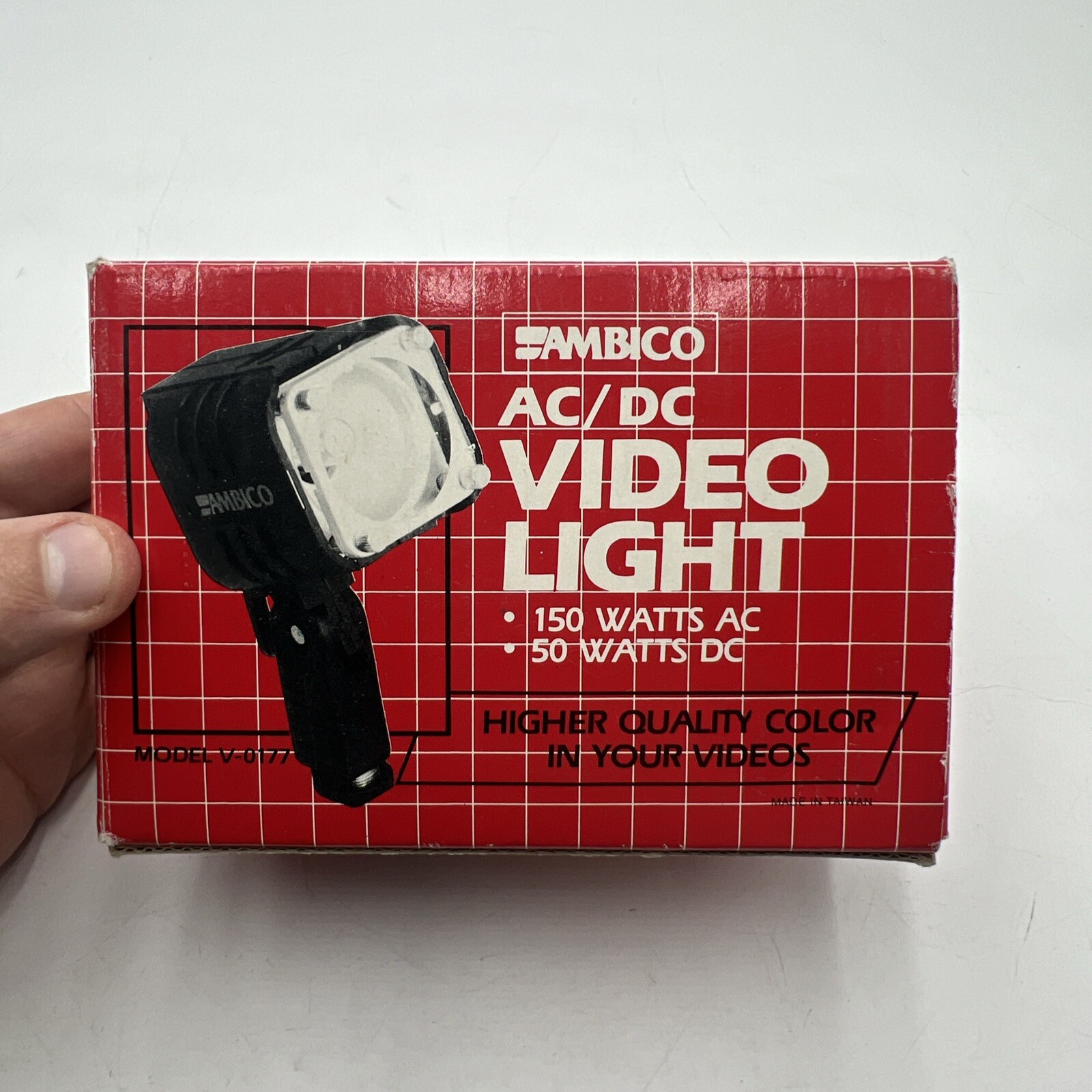 AMBICO MODEL V-0177 AC/DC VIDEO LIGHT IN BOX - TESTED EX++