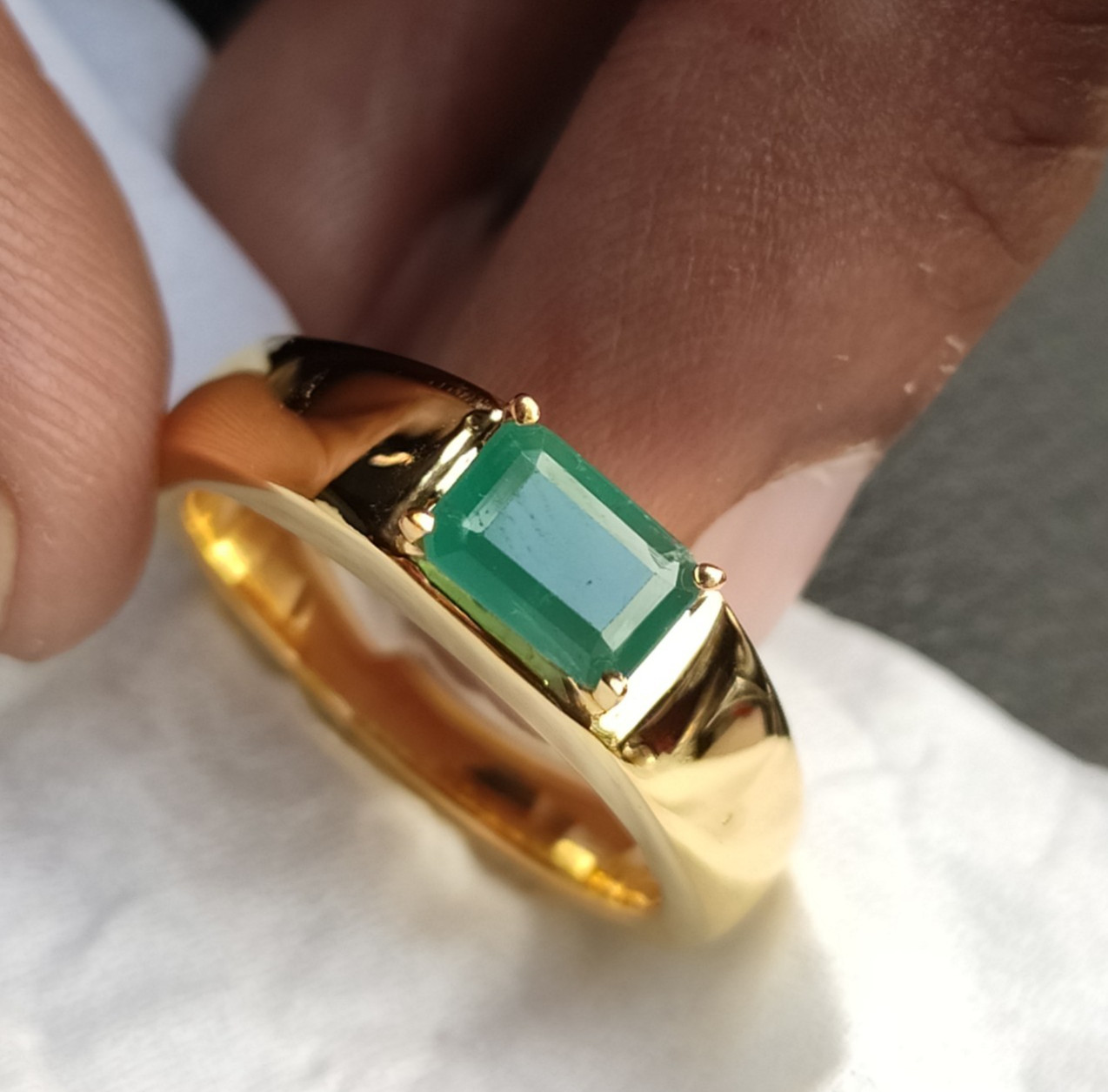 Natural Emerald Silver Men Ring, 925 Sterling Silver Wedding & Engagement Ring