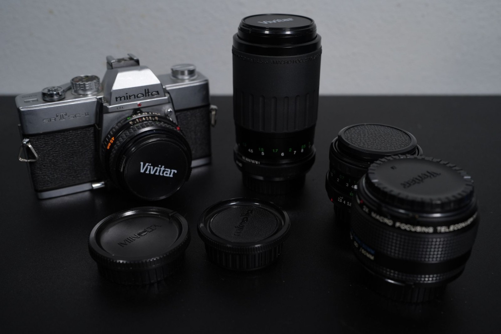 Minolta SRT SC-II Camera With Vivitar Lenses & Caps