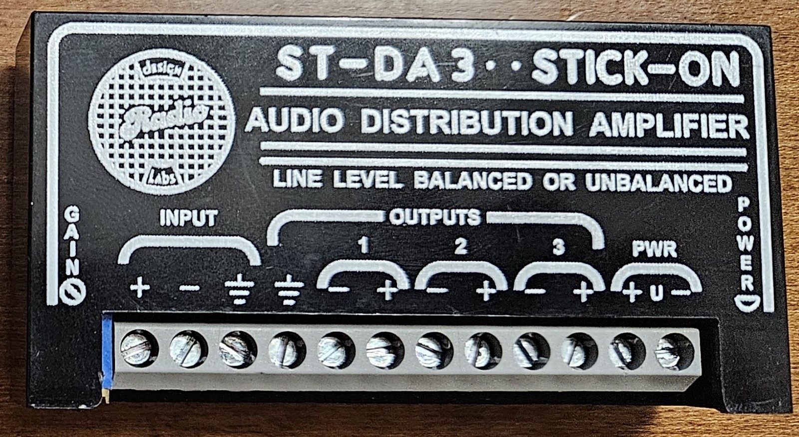 Radio Design Labs RDL ST-DA3 Stick-On Audio Distribution Amplifier Incl AC Adptr
