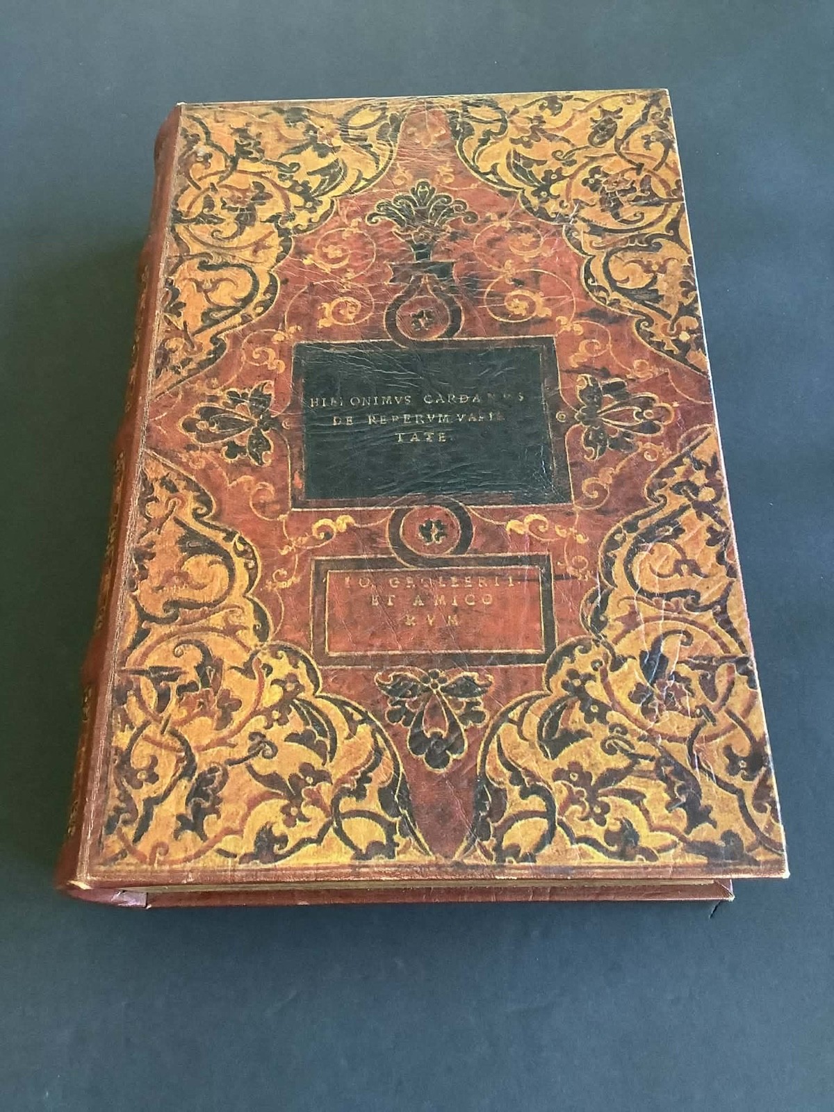Secure Safe Box "Book" to Hide All Your Important Items - Very Cool