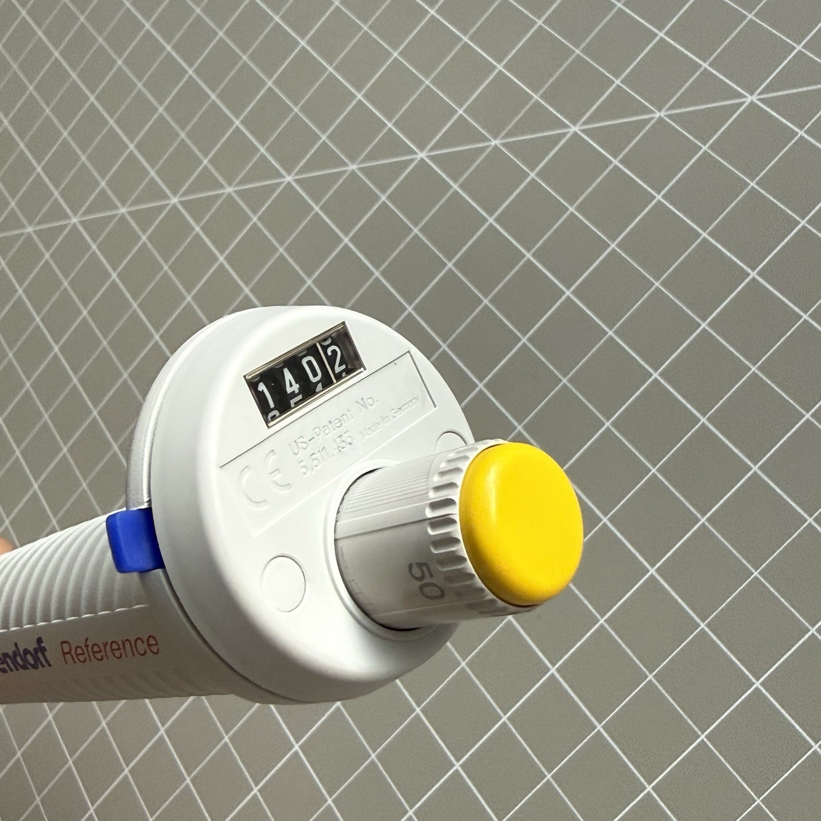 Eppendorf Reference 200µL Adjustable Single Channel Pipette PhysioCare Germany