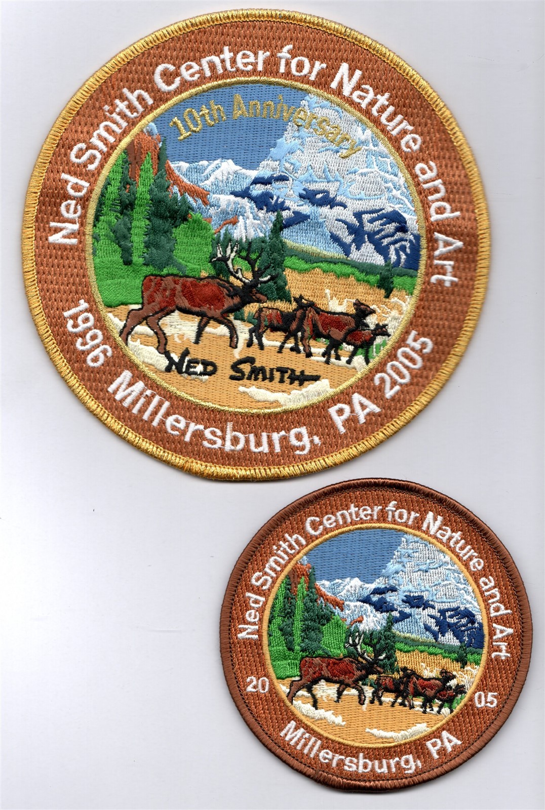 2005 NED SMITH CENTER FOR NATURE & ART 6" & 4" BULL ELK AND COWS PATCH ORGINAL