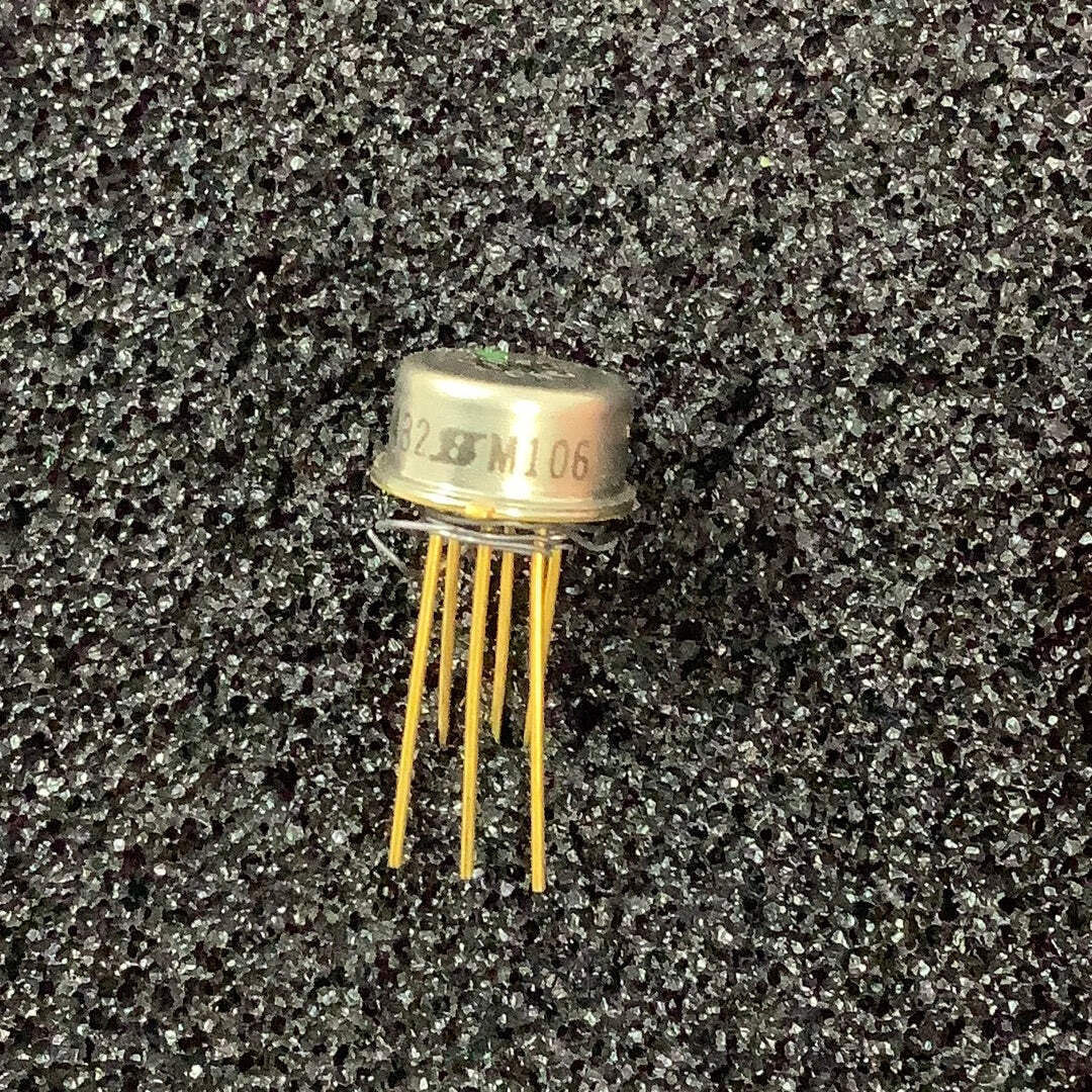 M106 - SILICONIX - TV Circuit uP Interface