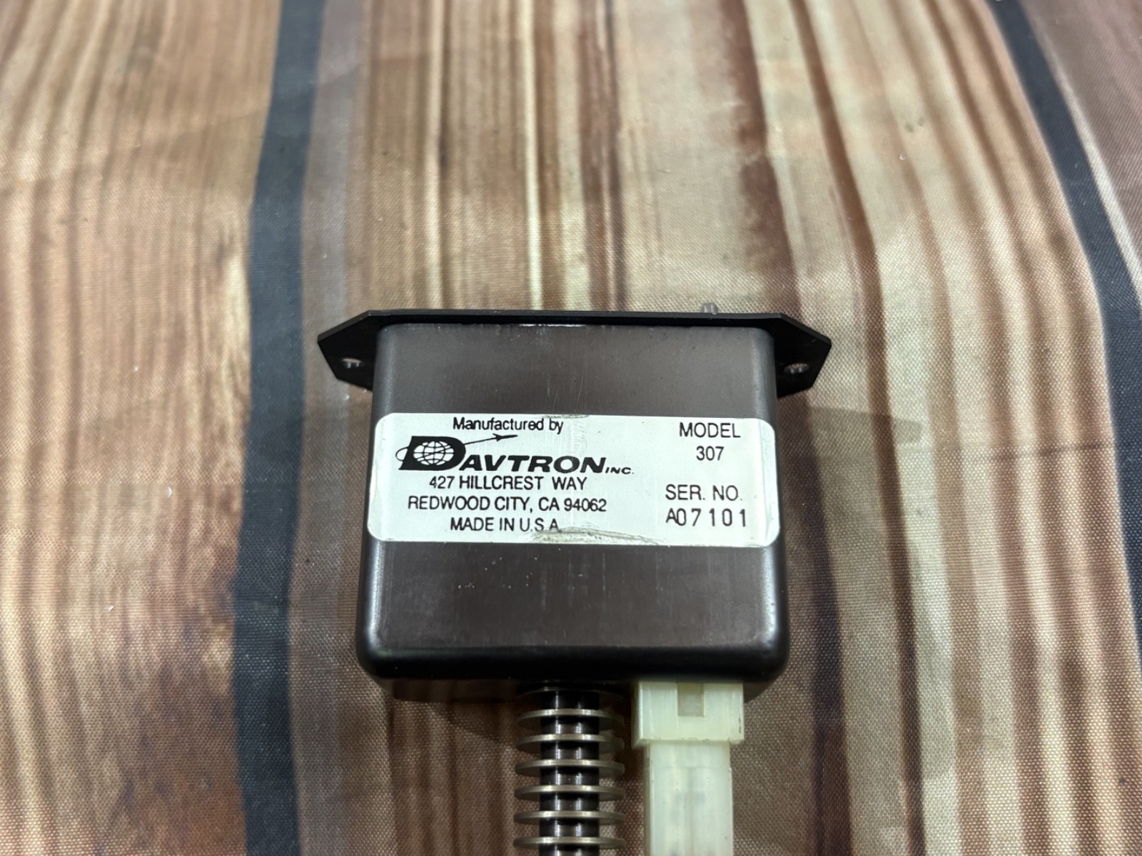 307 Davtron Digital Temperature Indicator with Plug
