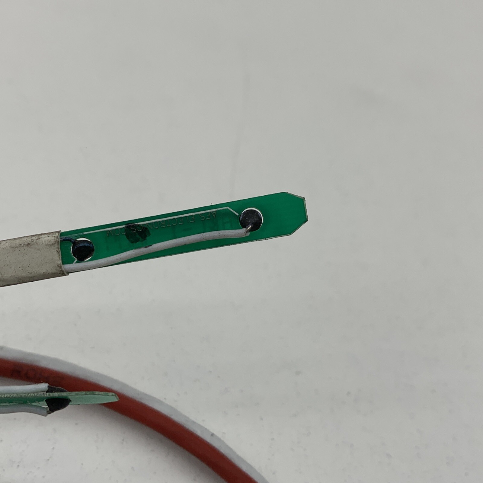 Thermo Scientific TCX19 Sensor Cable and Roung Plug Assembly (Pair)