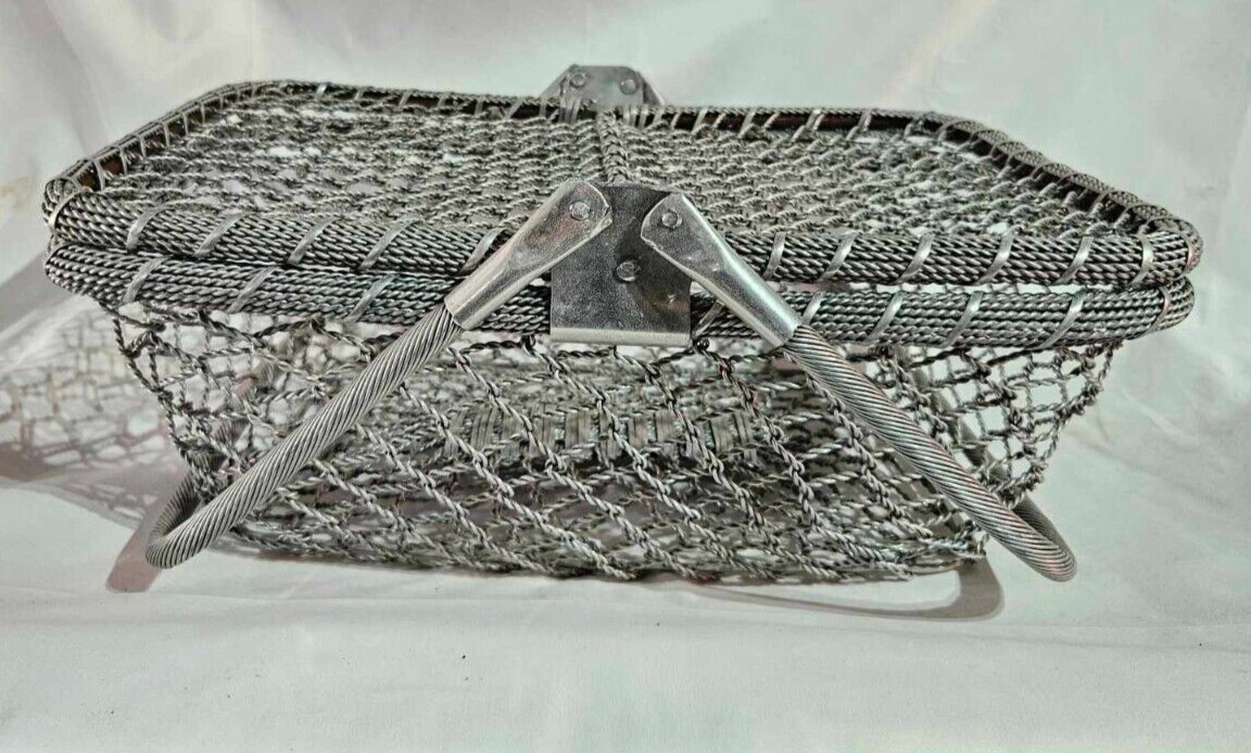 Heavy aluminum metal mesh wired picnic basket basket lid handles 18" L x 13 3/4"