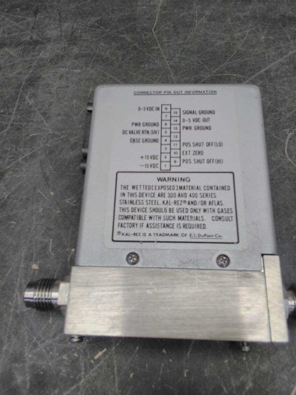 Vacuum General Ultra Flow Precision Mass Flow Controller (70.75-279-13.75)