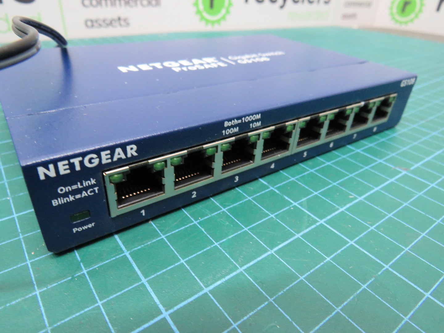 Netgear Pro Safe 8-Port Gigabit Switch GS108V4