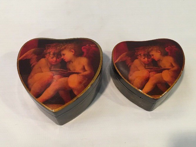 NIB Set of 2 Nesting Angel Cherubs Decoupage Trinket Boxes Heart Shaped #17833