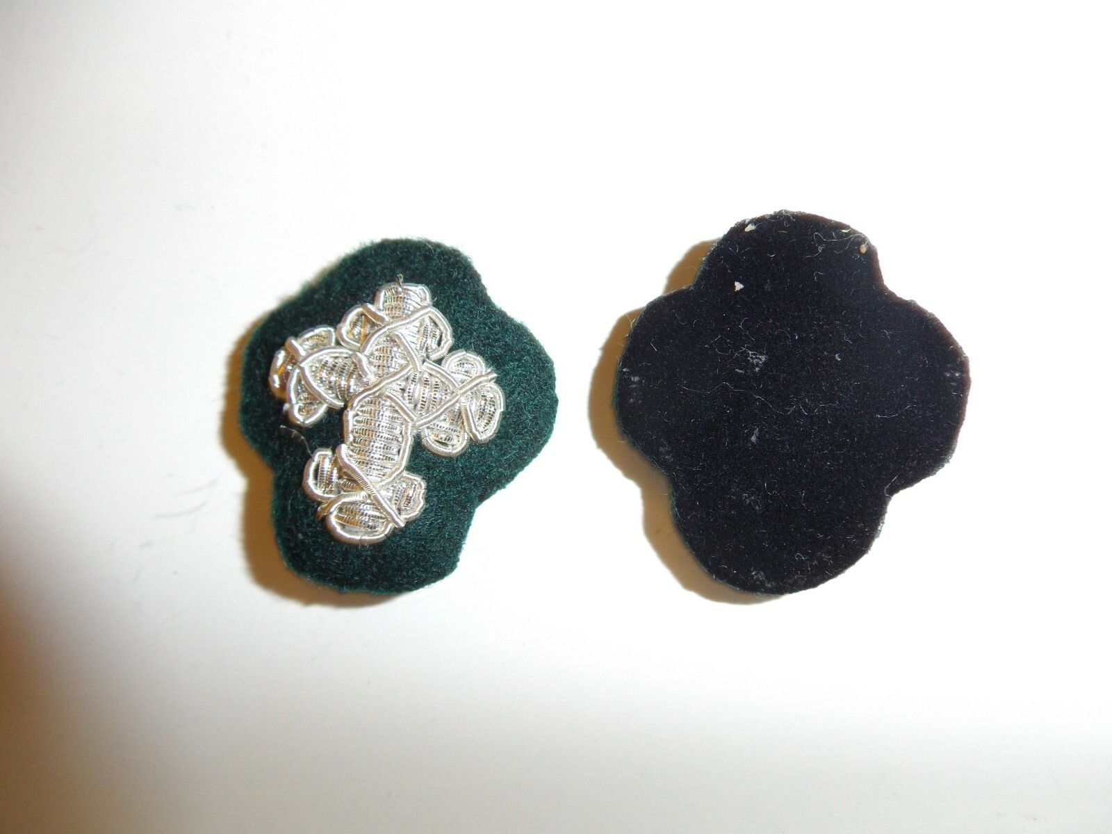 e3742 WW 2 German Army Chaplain Bishop Silver on green cross bullion A9T