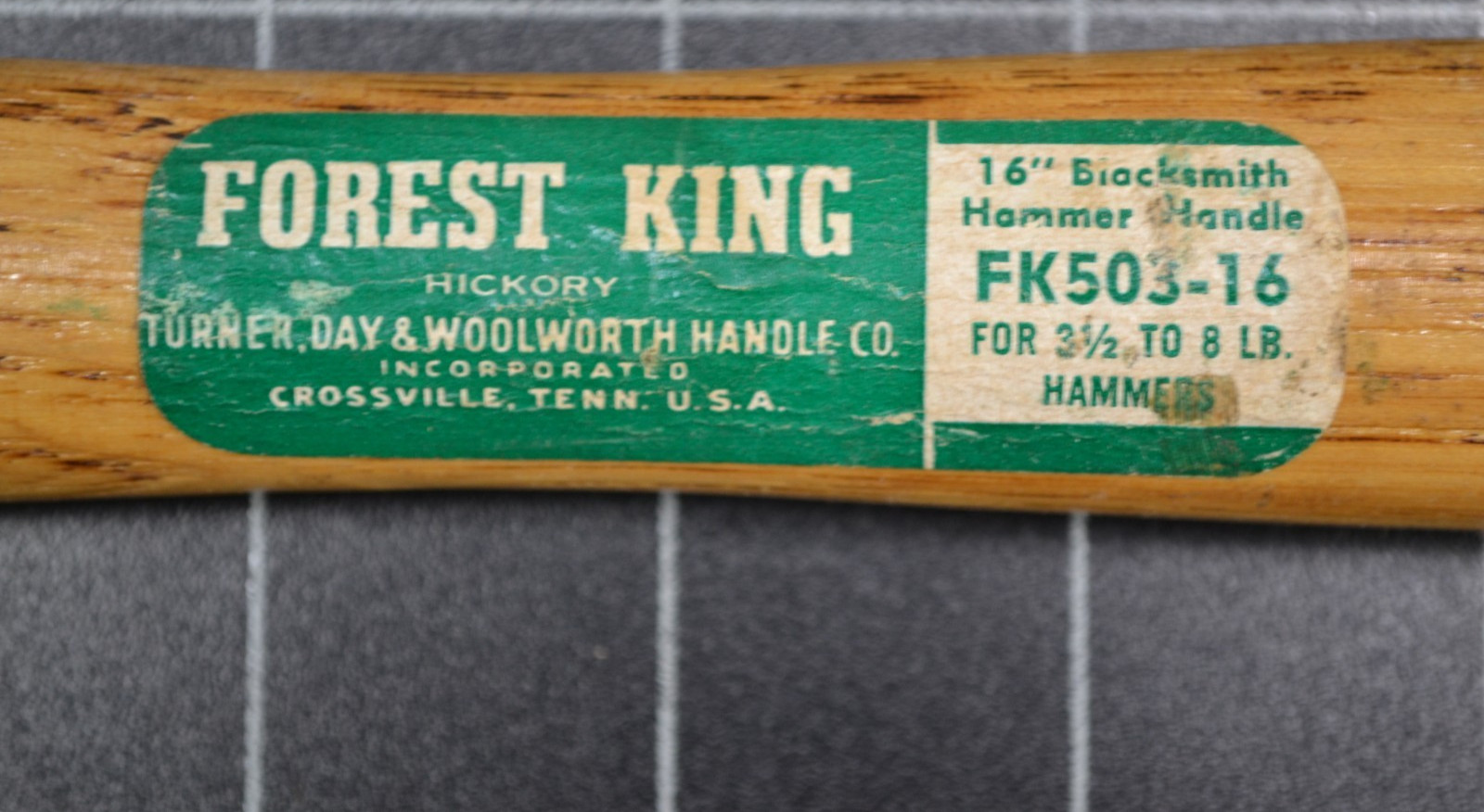 FOREST KING - TURNER, DAY & WOOLWORTH HANDLE Co - 16" BLACKSMITH HAMMER HANDLE