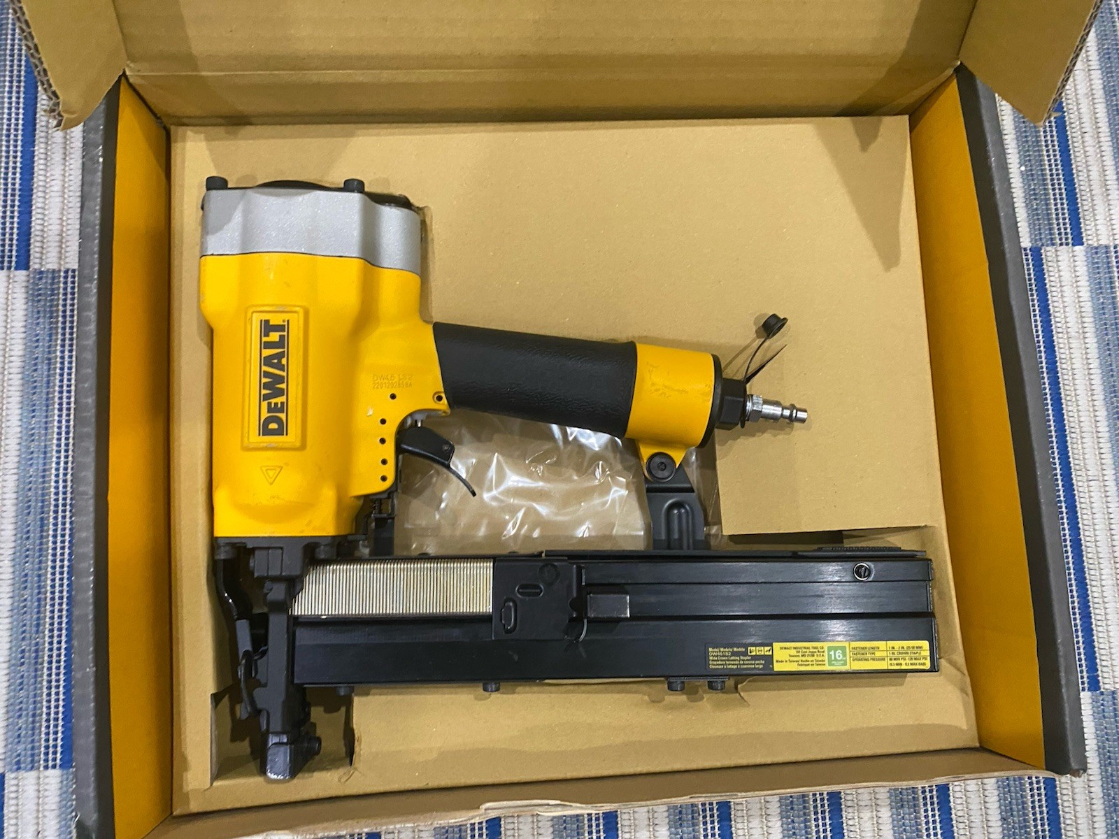 DEWALT DW451S2 16-Gauge Wide Crown Lathing Stapler Air Tool Pneumatic Tools