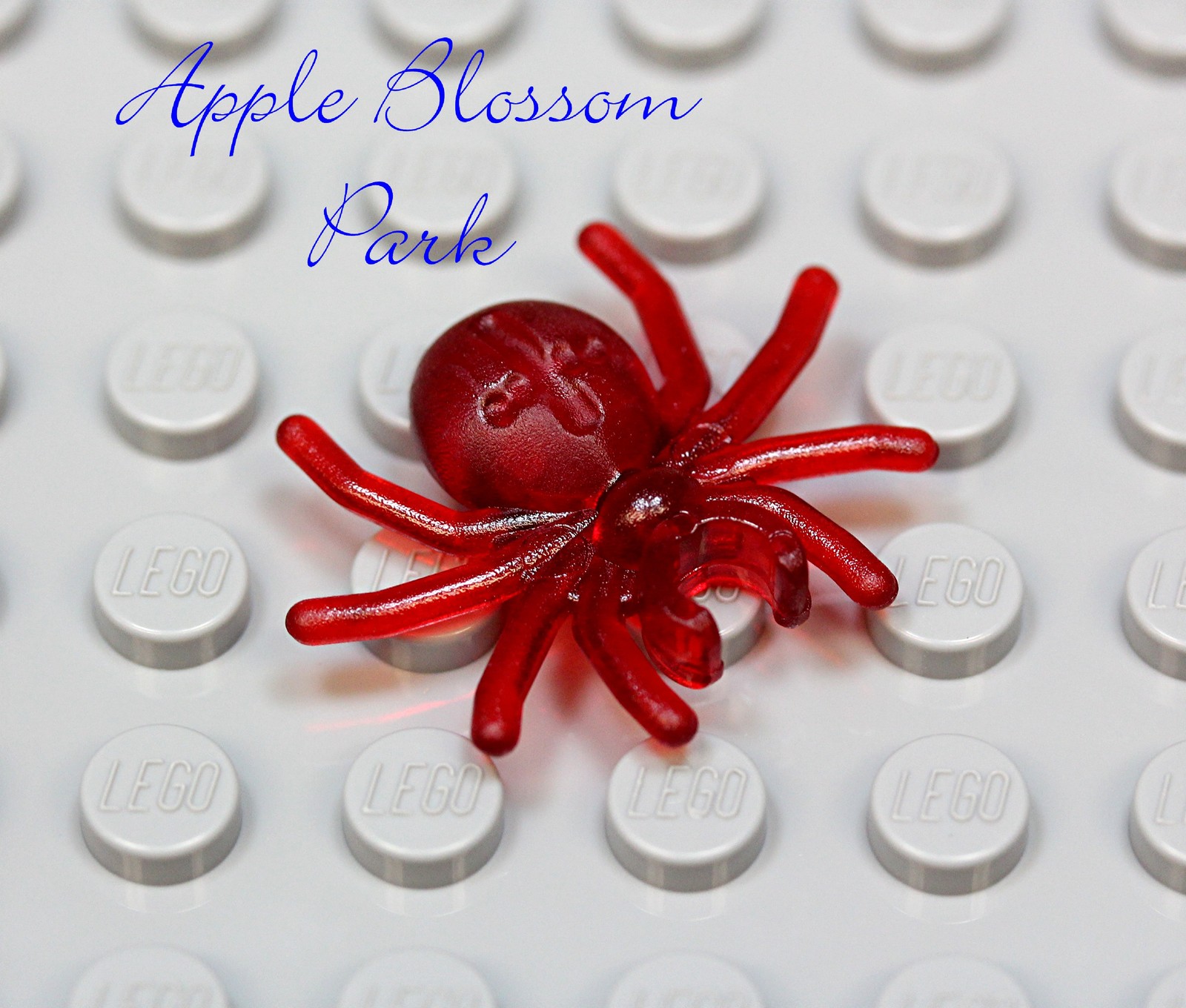 NEW Lego Minifig TRANS RED SPIDER - Boy/Girl Minifigure Halloween Pet Animal