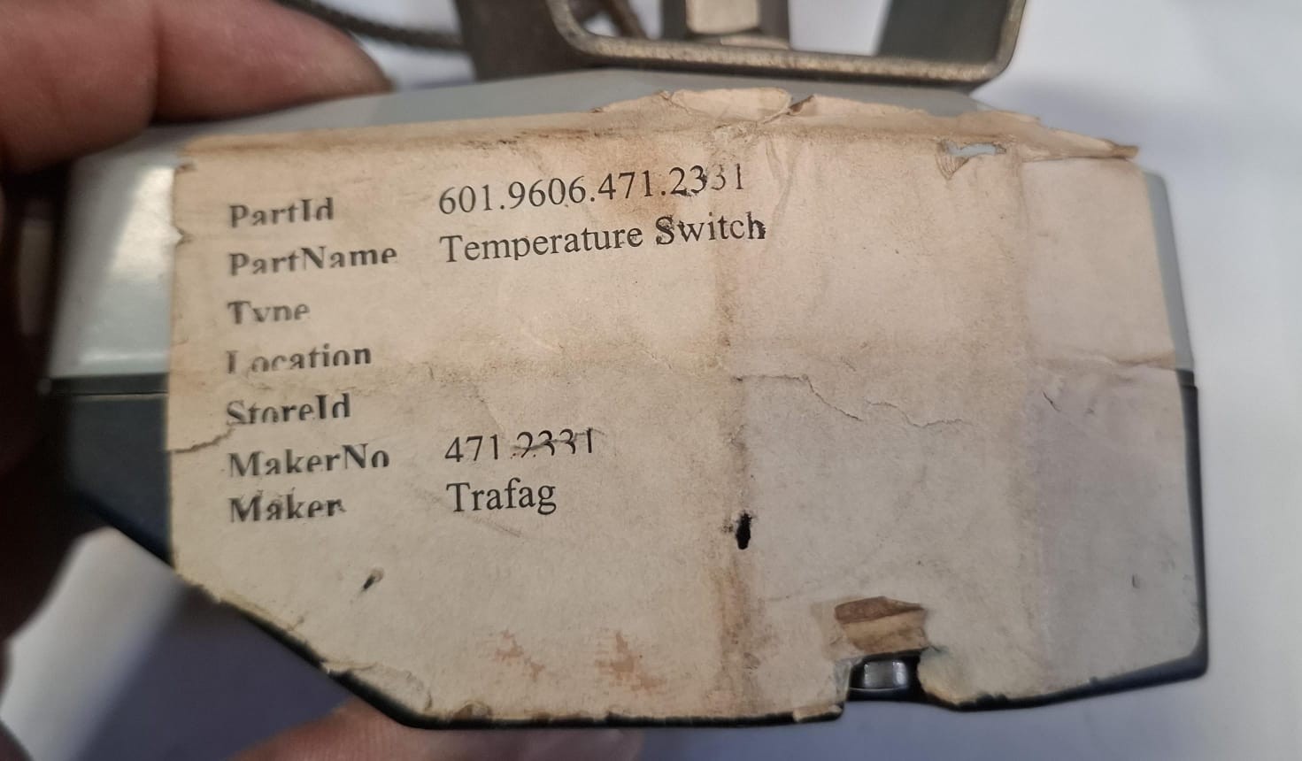 TRAFAG 471.2331 thermostat temperature switch