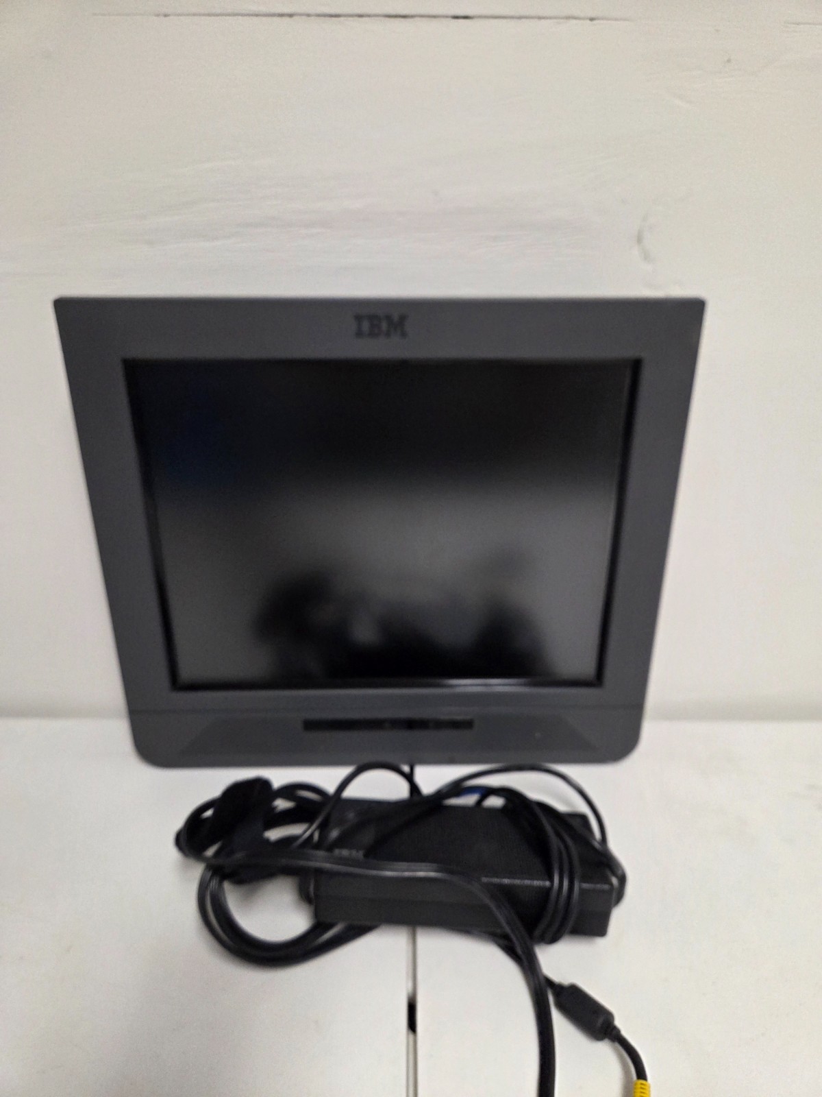 IBM 4838 AnyPlace Kiosk, 15” Touch Screen, Model 135 - Windows Installed
