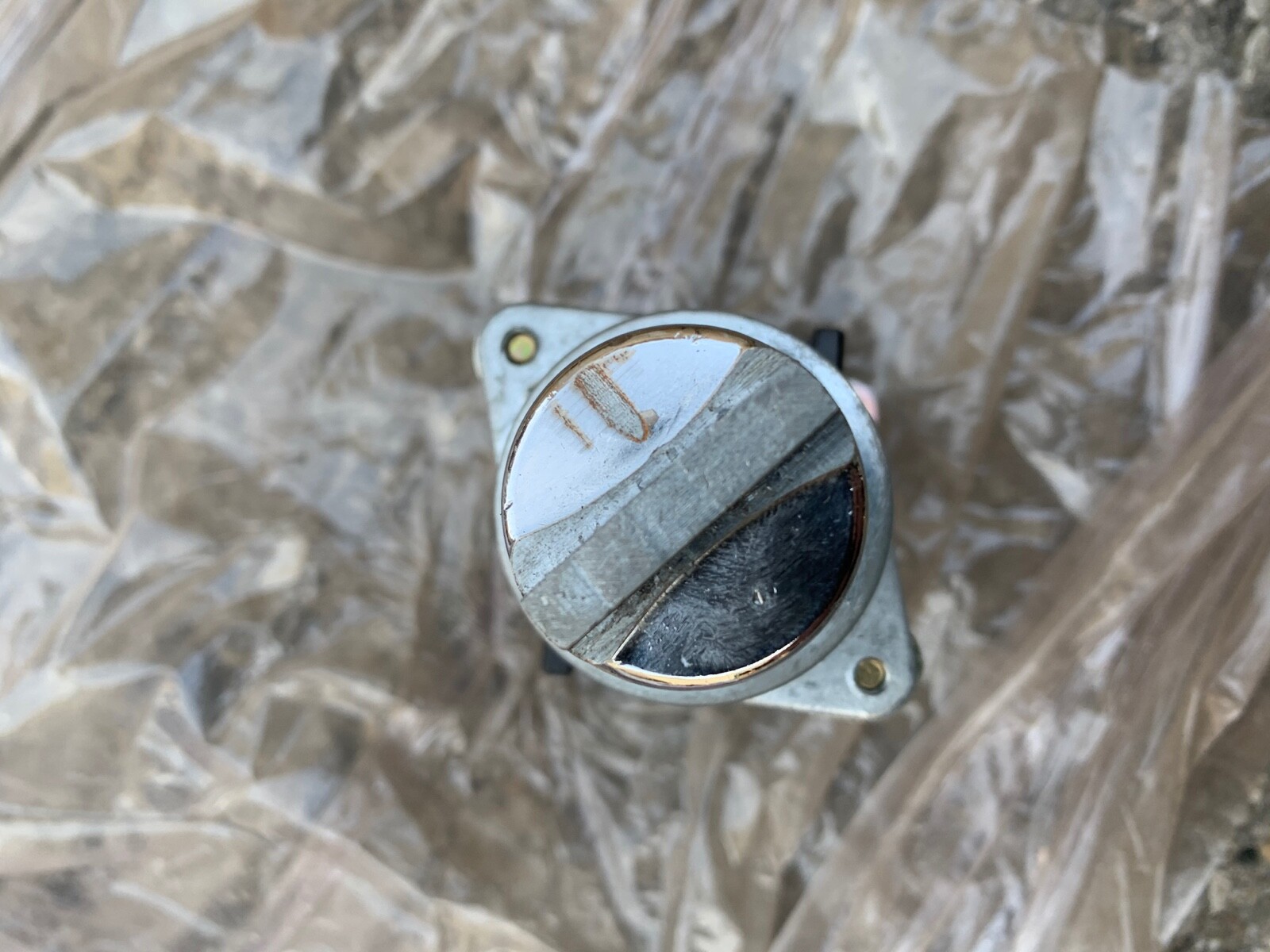 CR2940U231 GE Selector Switch from CR2940AJ201C Enclosure