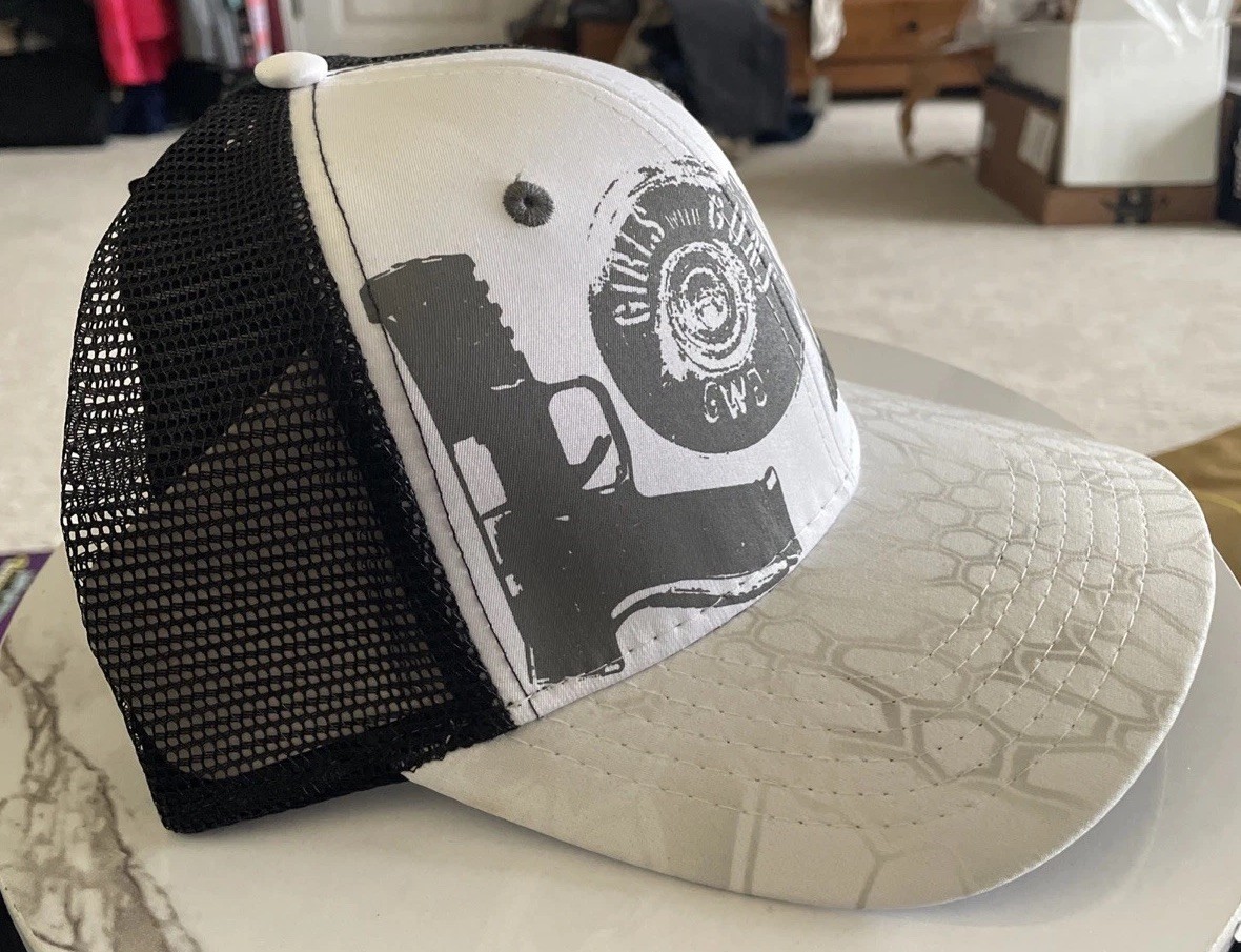 Girls With Guns SnapBack Adjustable Cap Mesh Ladies Fit LOVE Theme NWT