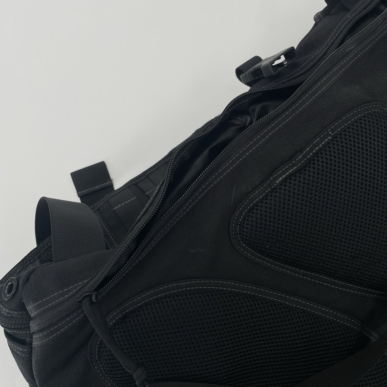 Maxpedition Monsoon Gearslinger Tactical Hard Use Gear Sling Backpack Bag Black
