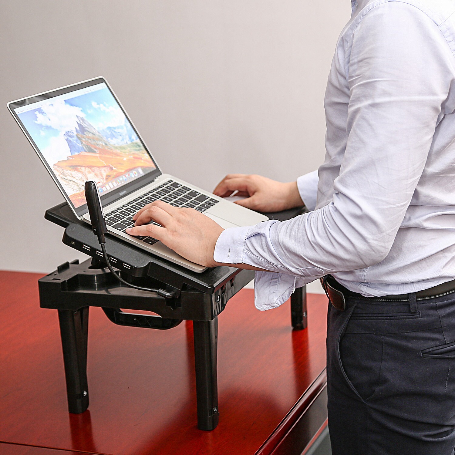 Adjustable Foldable Laptop Notebook Desk Table Stand Bed Tray w/Cooling Fan