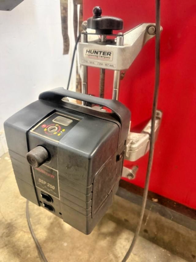 Hunter P 411M wheel alignment machine WITH EXTRA PARTS, MANUAL Read Description!