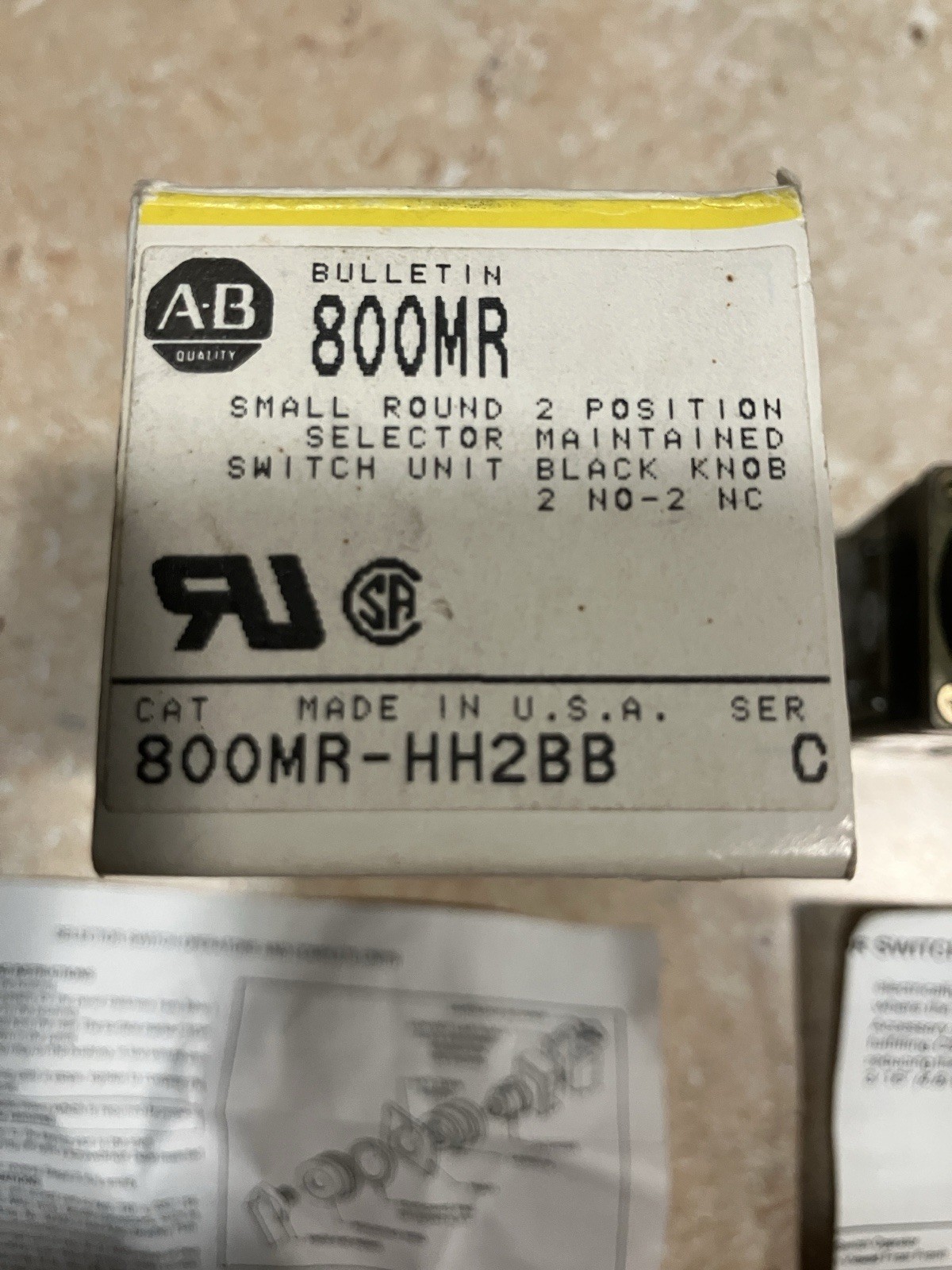 ALLEN BRADLEY 2 POSITION SELECTOR MAINTAINED SWITCH 22MM CAT#800MR-HH2BB