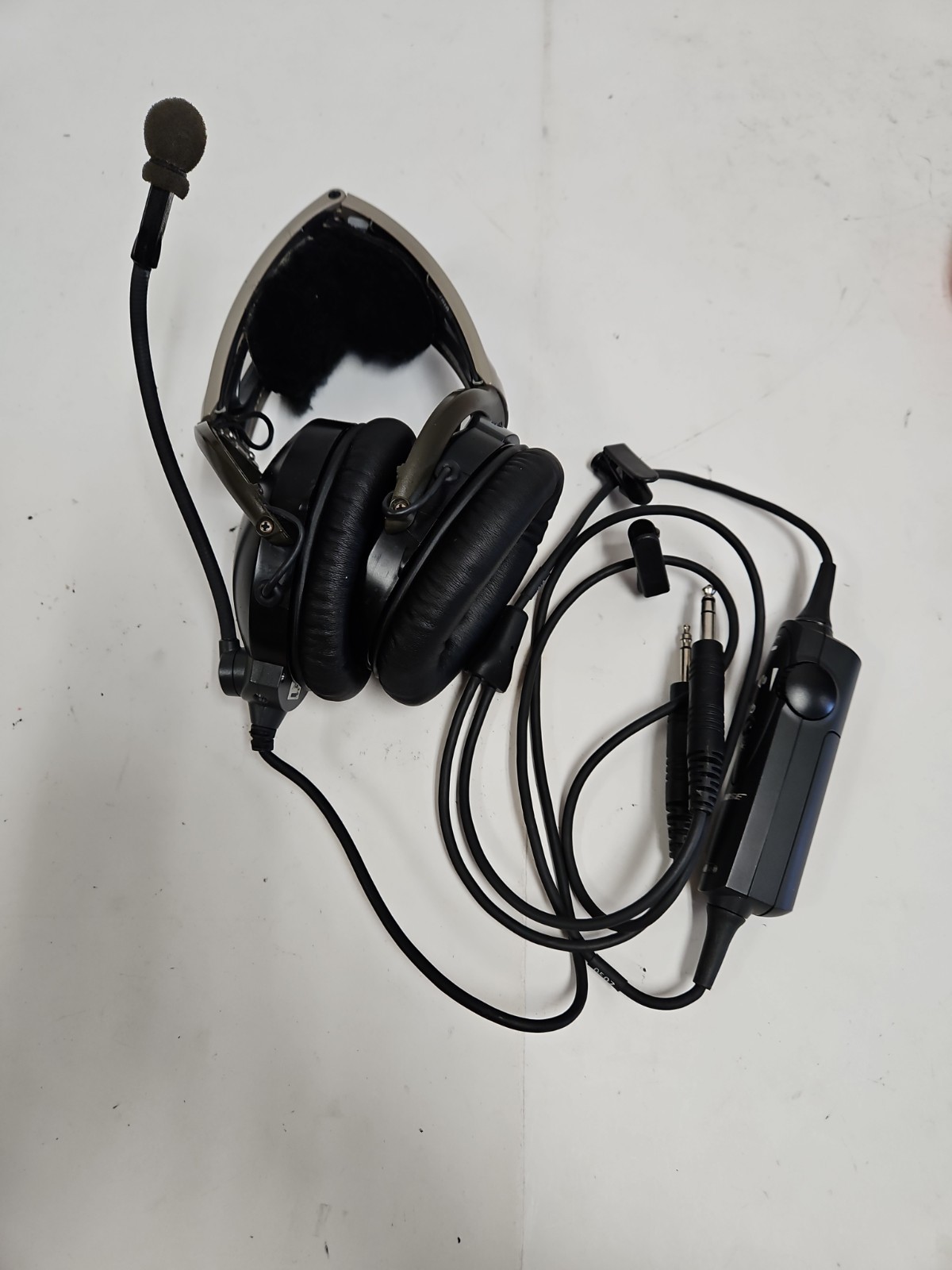 Bose X Aviation Headset, Operational (New Foam Ear Pieces)