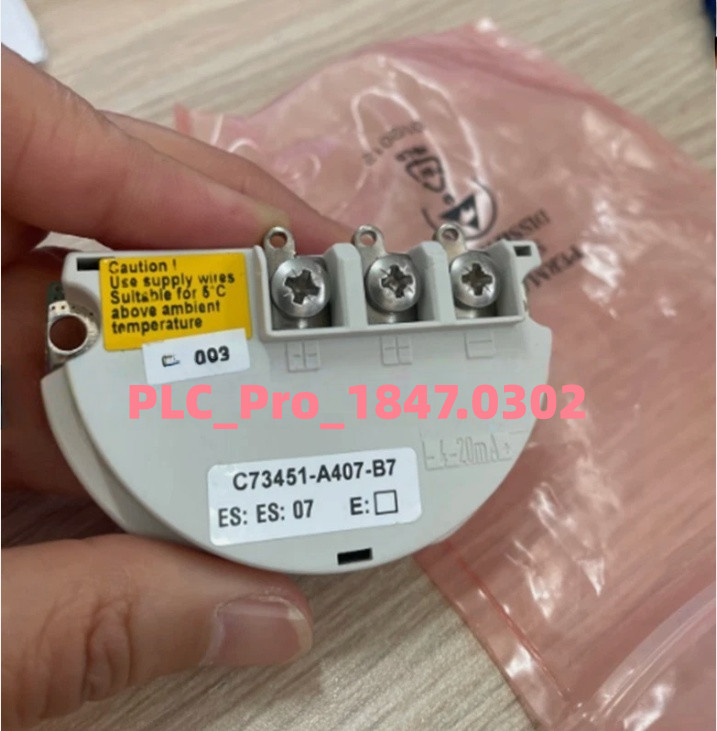 1PCS Brand New For SIEMENS C73451-A407-B7 Pressure Instrument  Fast Shipping