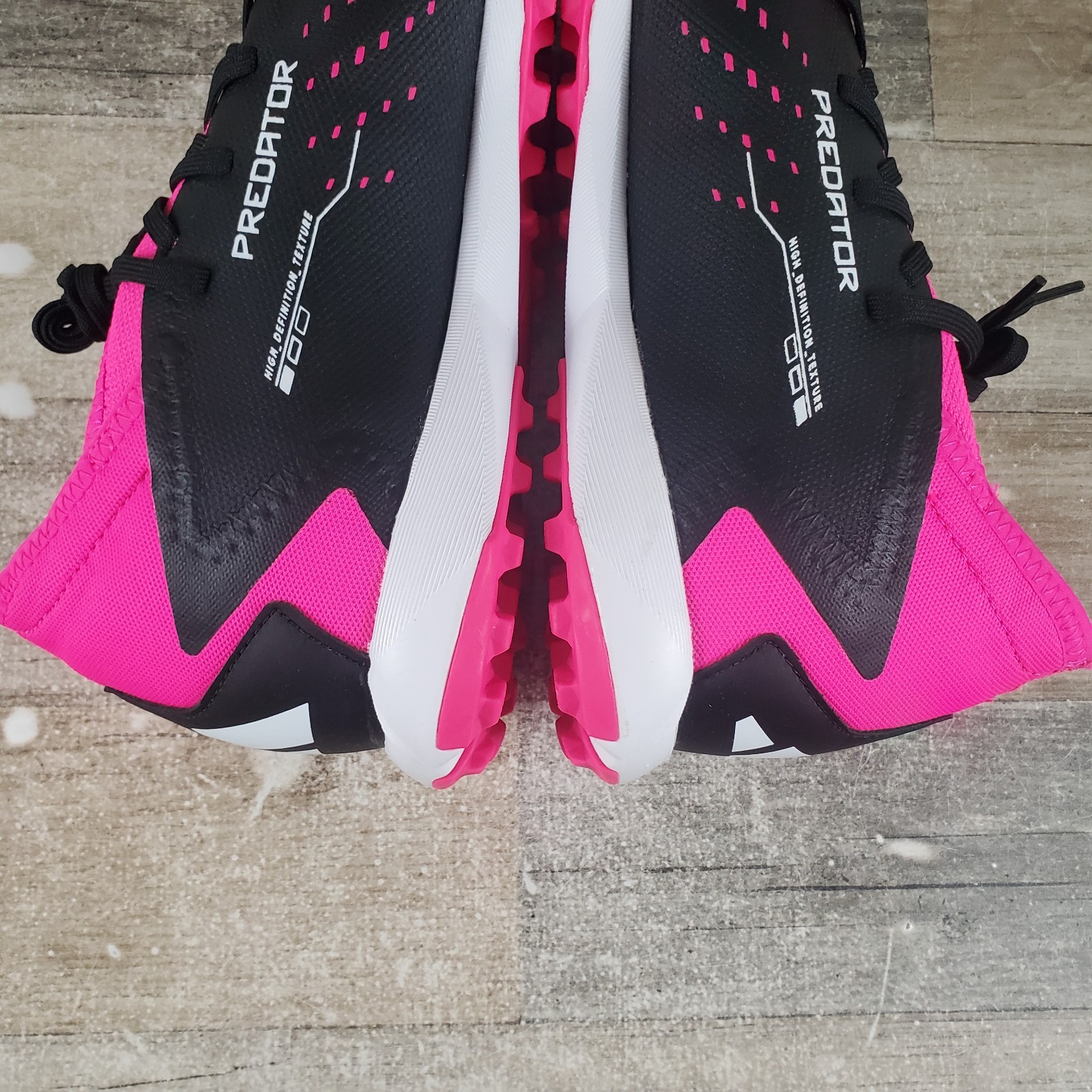 Adidas Mens Predator Accuracy .3 TF Shoes Size 11 Black White Team Shock Pink