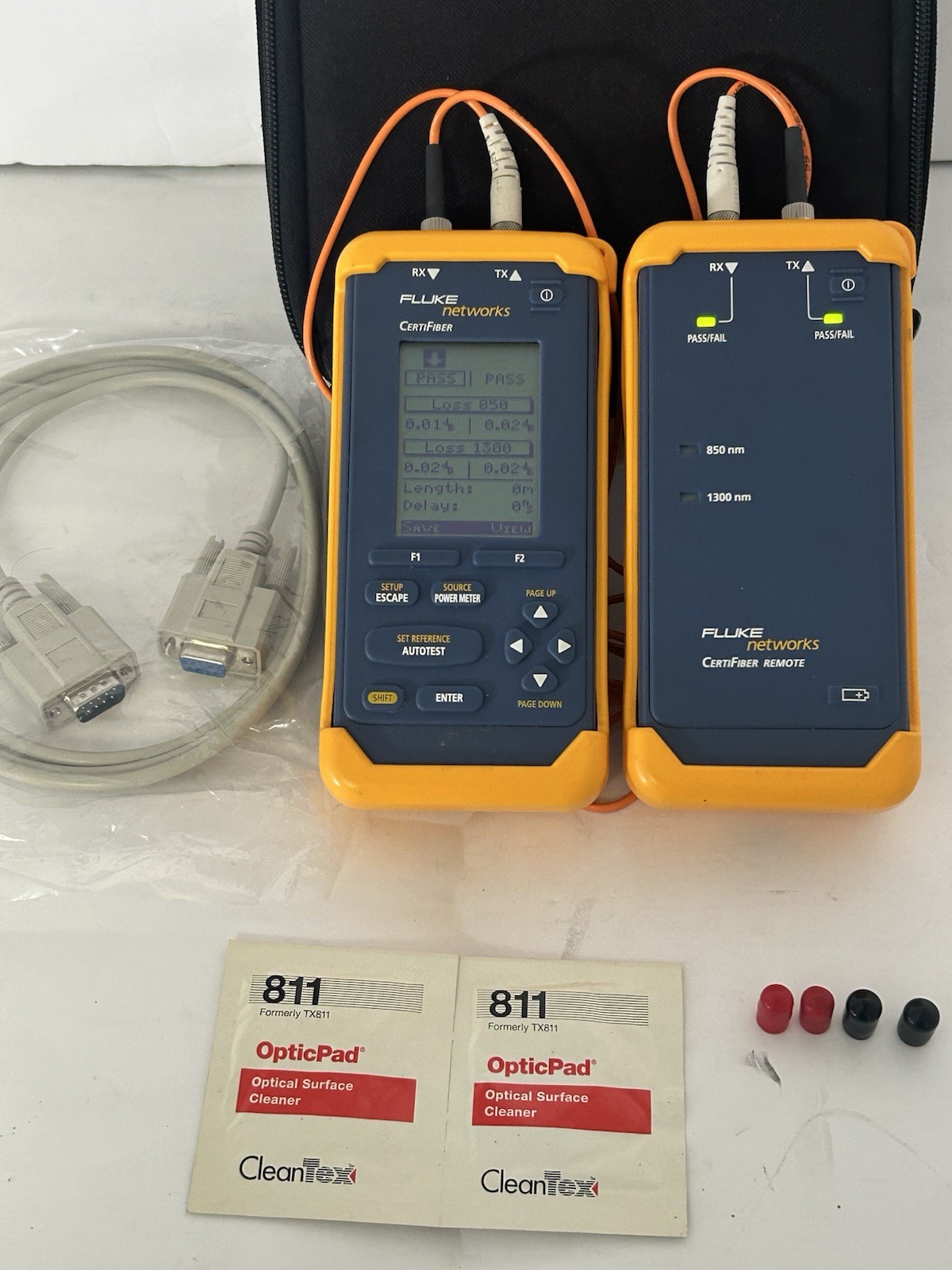 Fluke Networks Certifiber Advanced Multimode Fiber Optic Certification Tool-Case