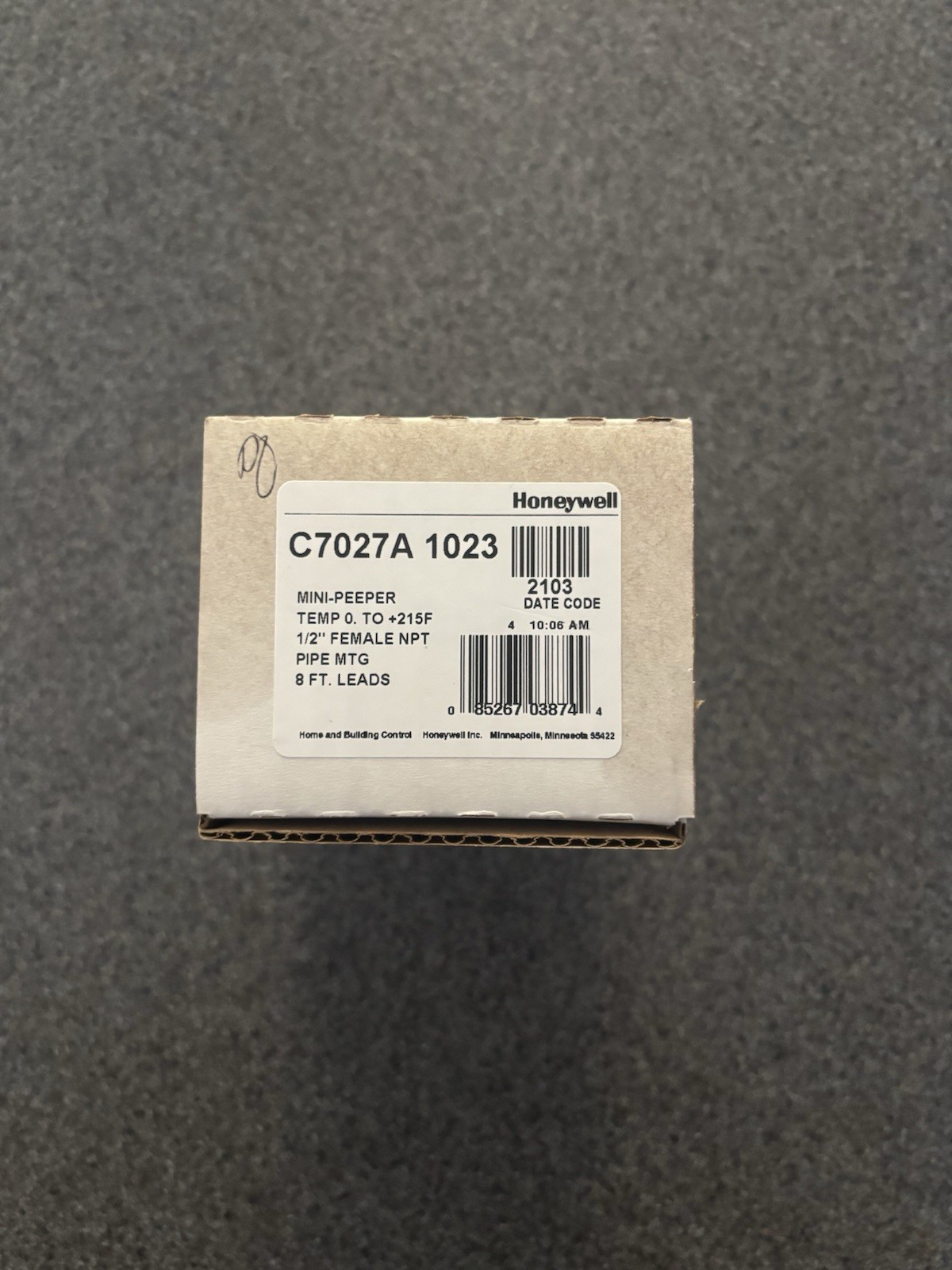 Honeywell C7027A1031 Mini Peeper Ultraviolet Flame Detector Sensor NEW
