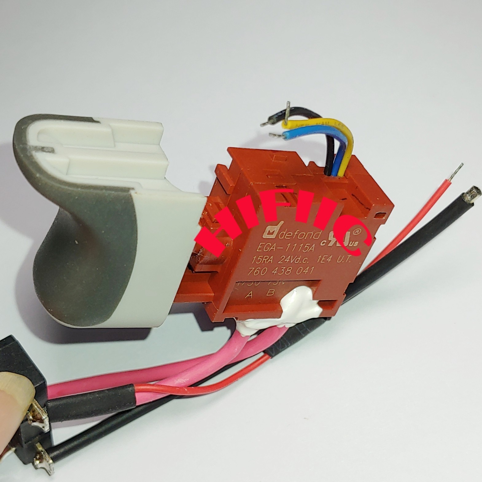 1PCS Defond EGA-1115A Trigger Switch 15RA 24Vd.c