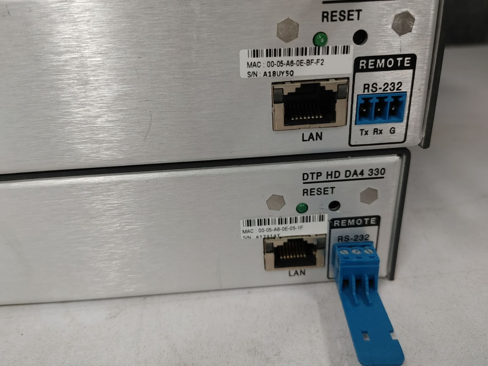 Extron DTP HD DA4 SERIES 4K 330 DTP Distribution Amplifier