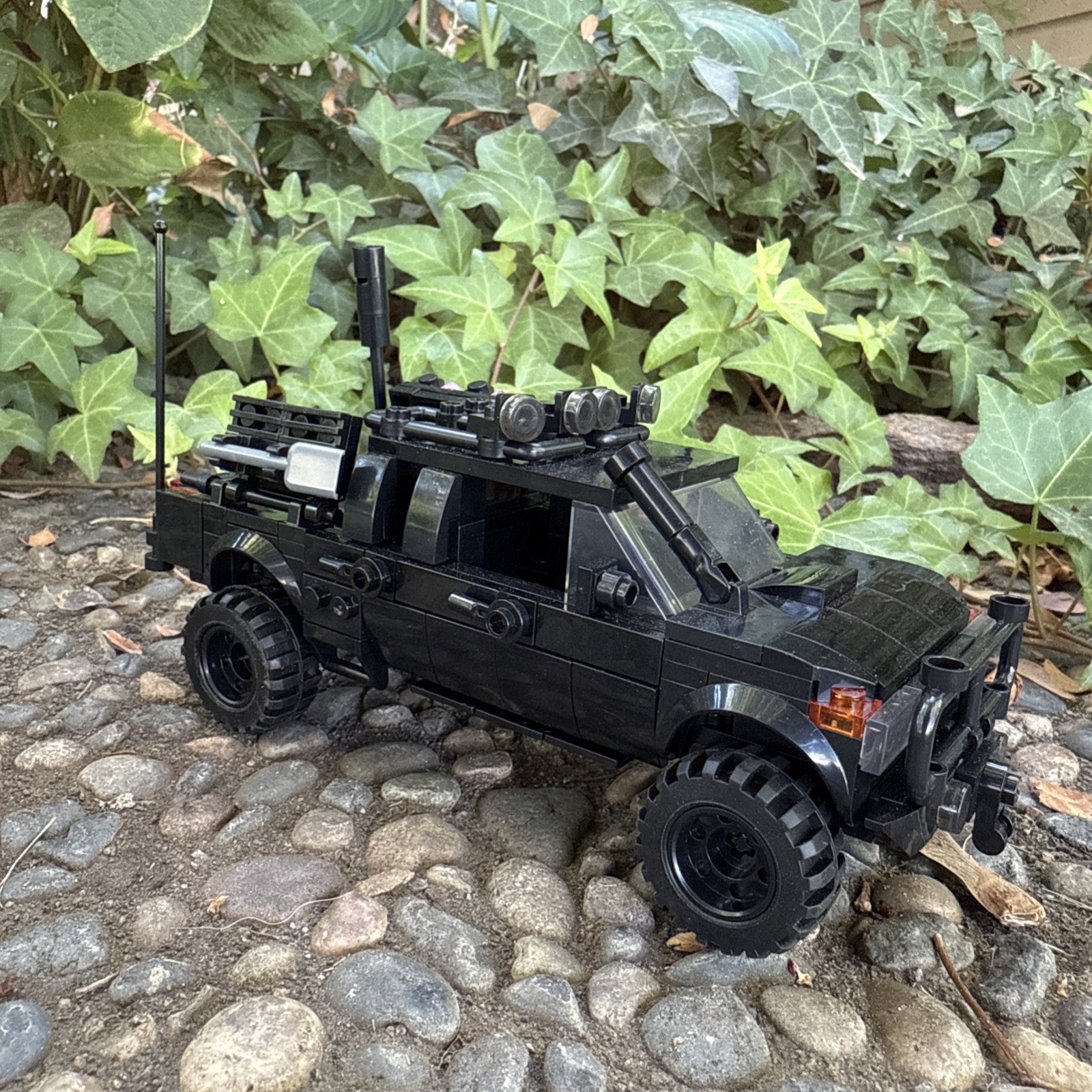 Technical Chevy Toyota Baja Hilux Building Blocks Off-Road 4x4 Truck Prerunner